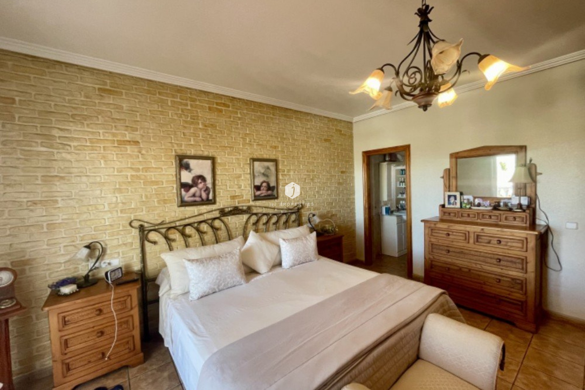 Aus zweiter Hand - Villa -
Ciudad Quesada - Costa Blanca