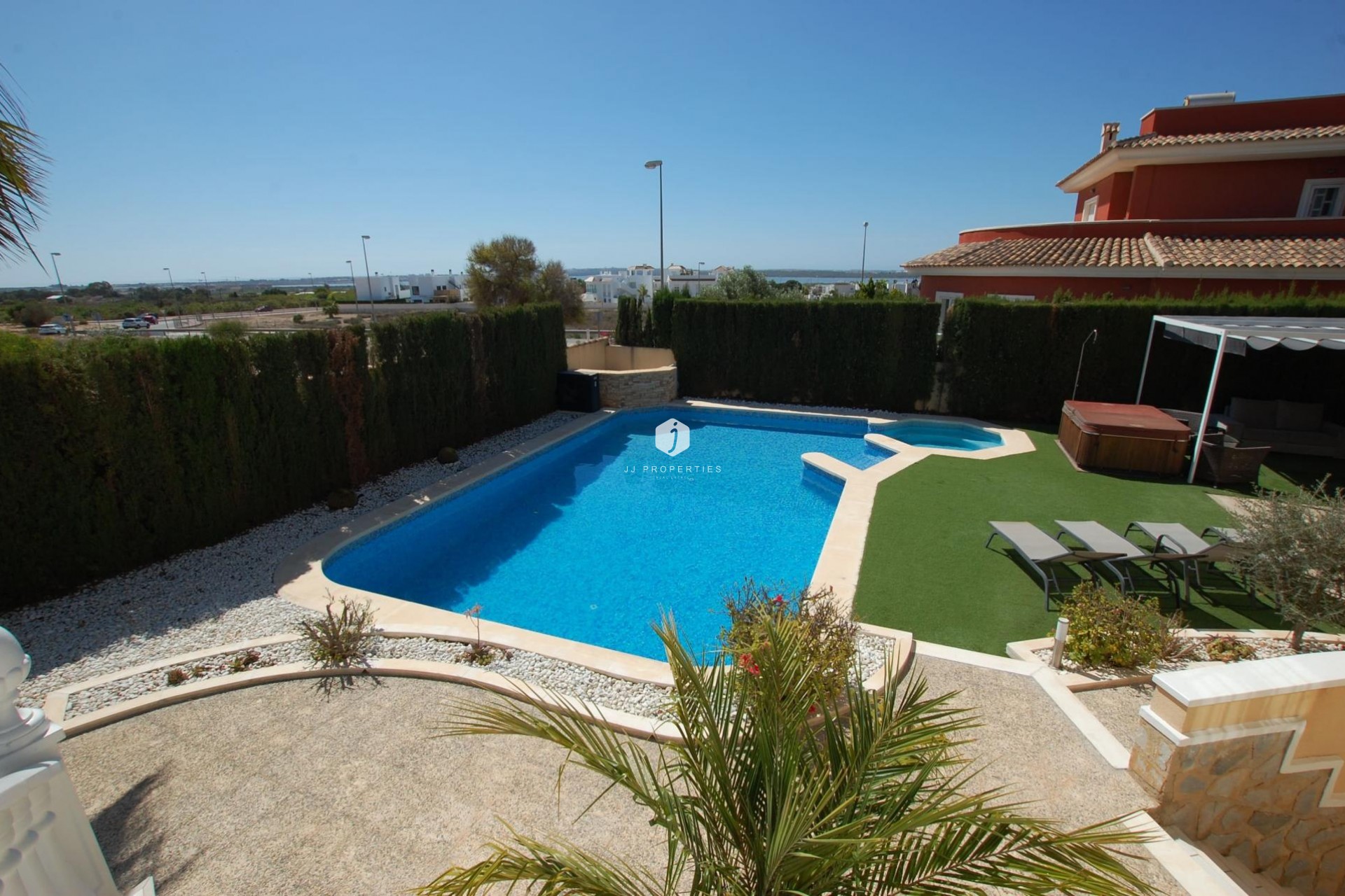 Aus zweiter Hand - Villa -
Ciudad Quesada - Costa Blanca
