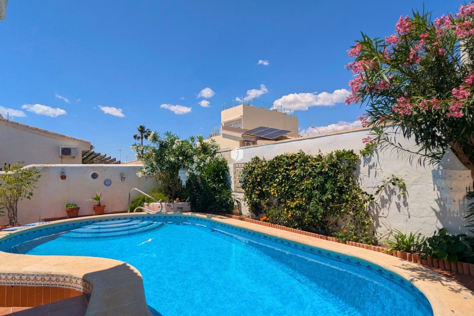 Aus zweiter Hand - Villa -
Ciudad Quesada - Costa Blanca