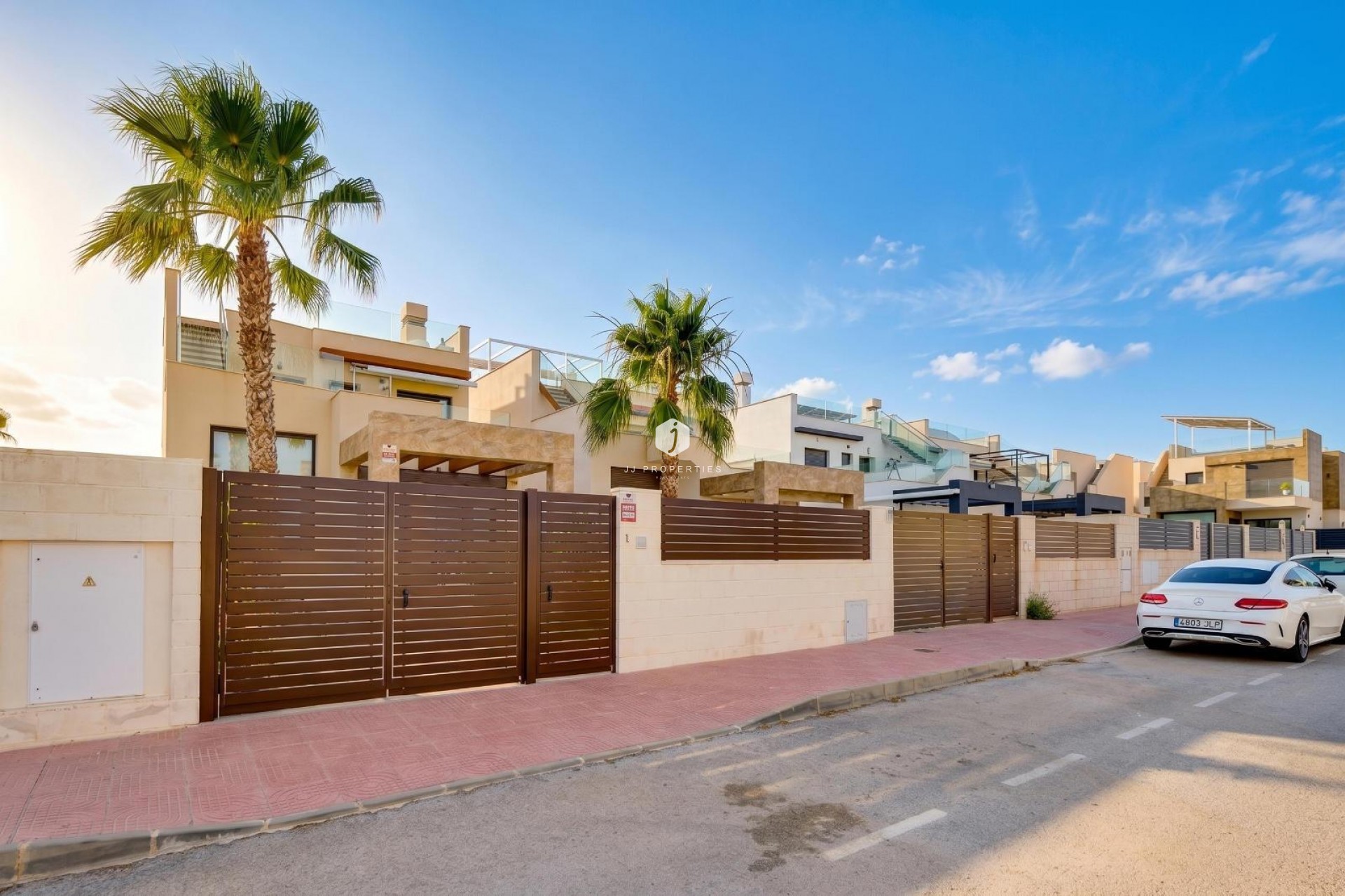 Aus zweiter Hand - Villa -
Ciudad Quesada - Pueblo Bravo