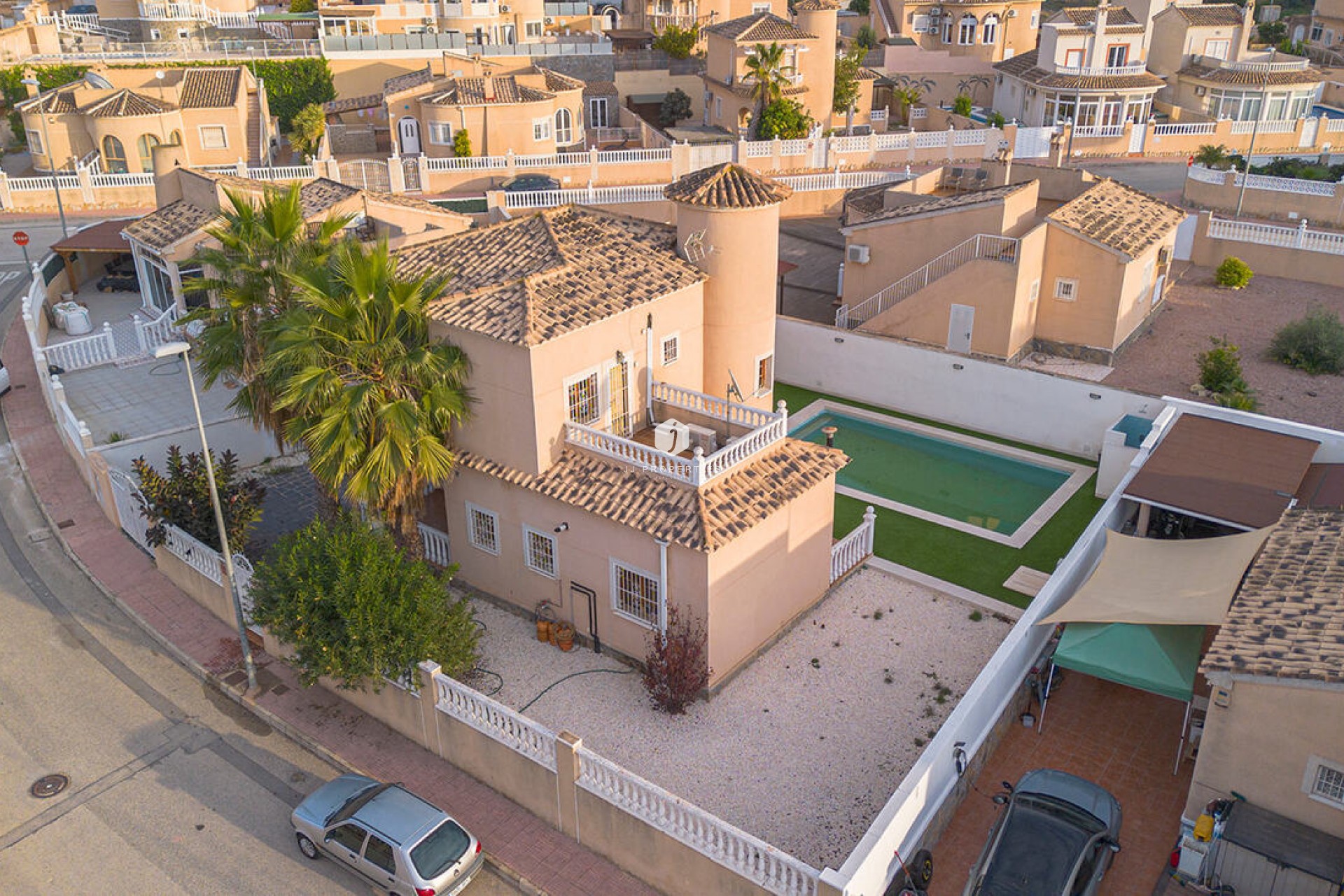 Aus zweiter Hand - Villa -
Ciudad Quesada