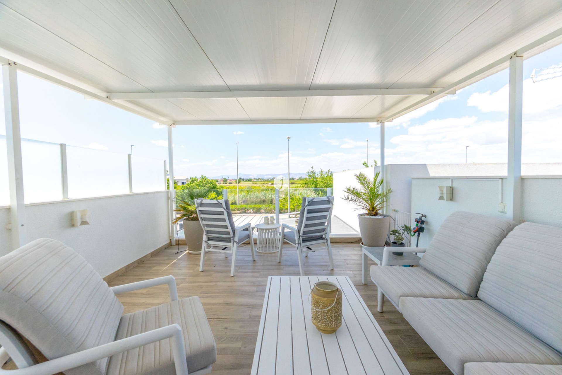 Aus zweiter Hand - Villa -
Daya Nueva - Costa Blanca