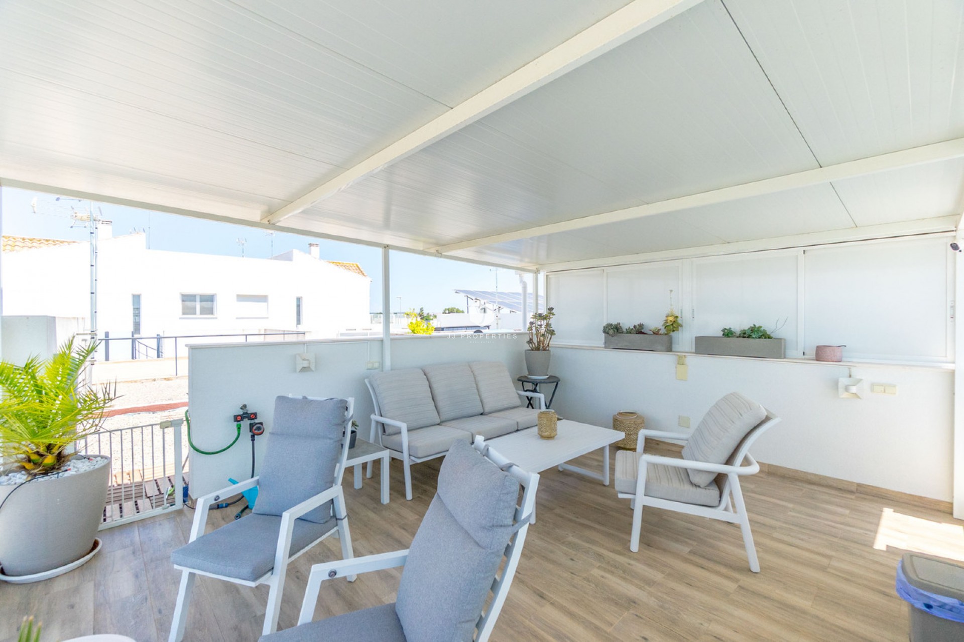 Aus zweiter Hand - Villa -
Daya Nueva - Costa Blanca