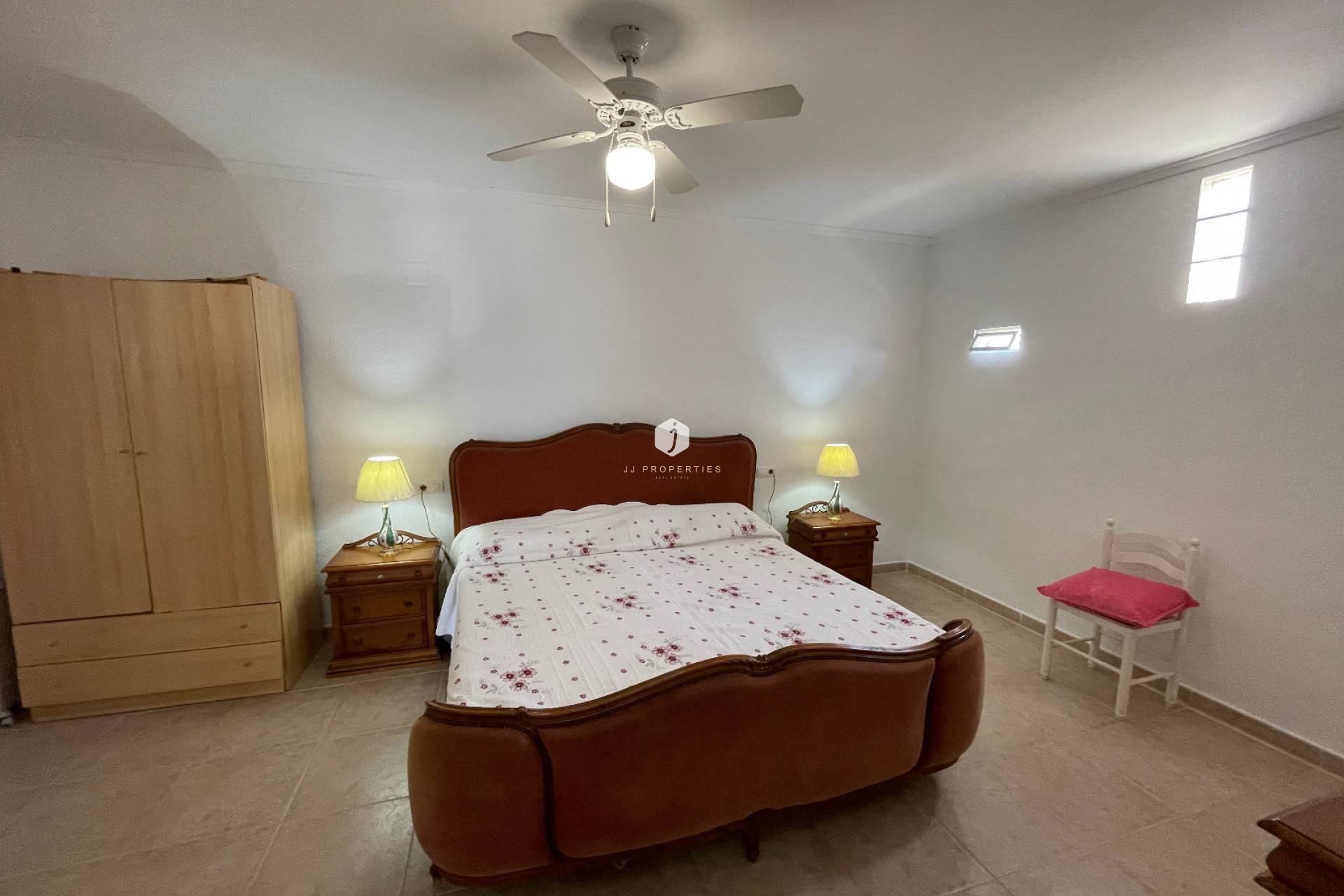 Aus zweiter Hand - Villa -
Daya Nueva - Costa Blanca