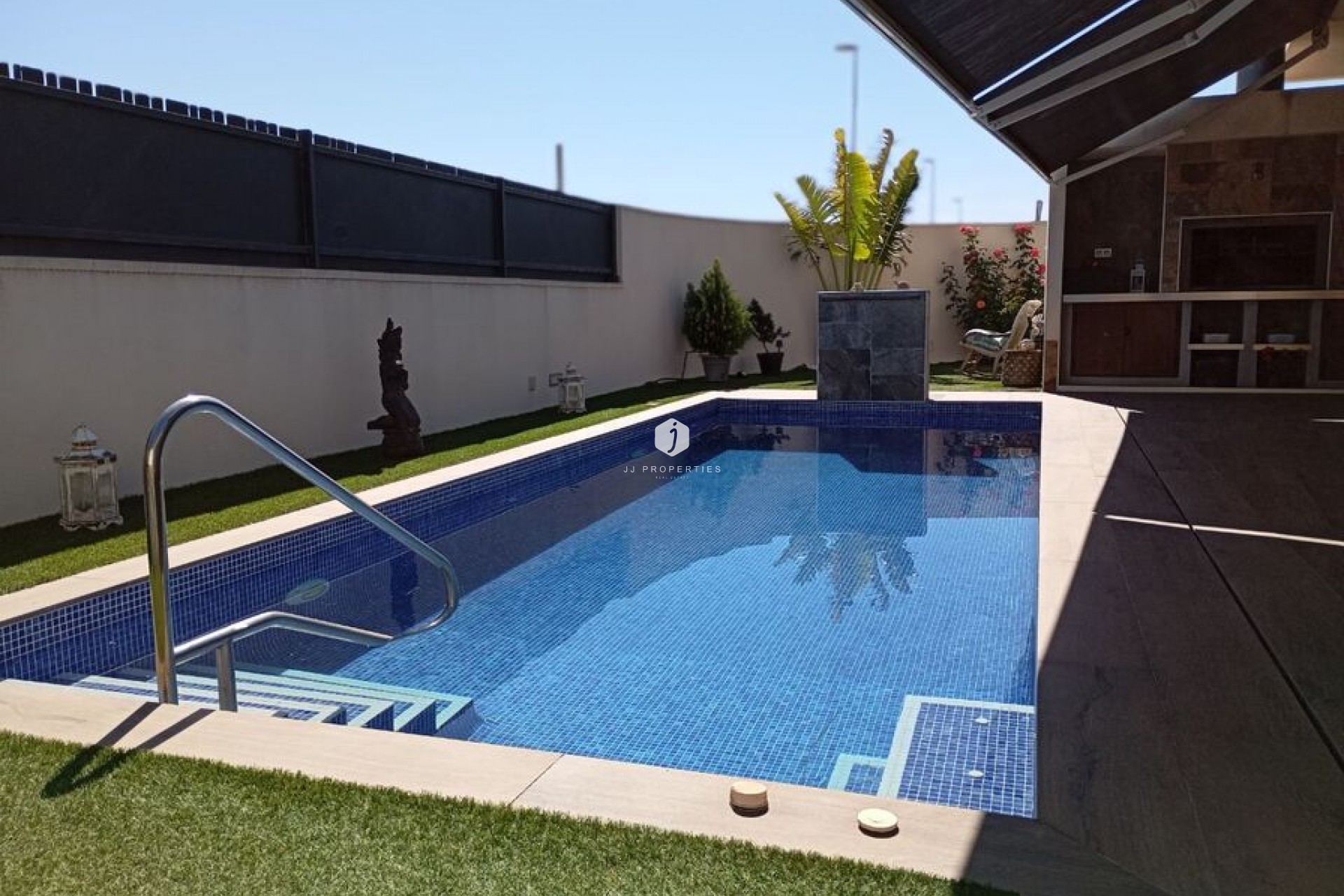 Aus zweiter Hand - Villa -
Daya Nueva - Costa Blanca