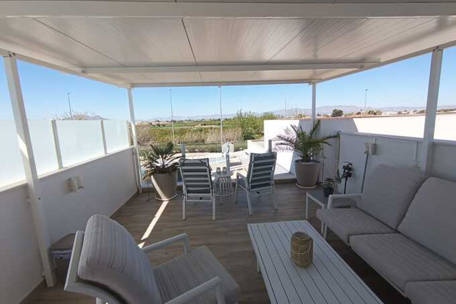 Aus zweiter Hand - Villa -
Daya Nueva - Costa Blanca