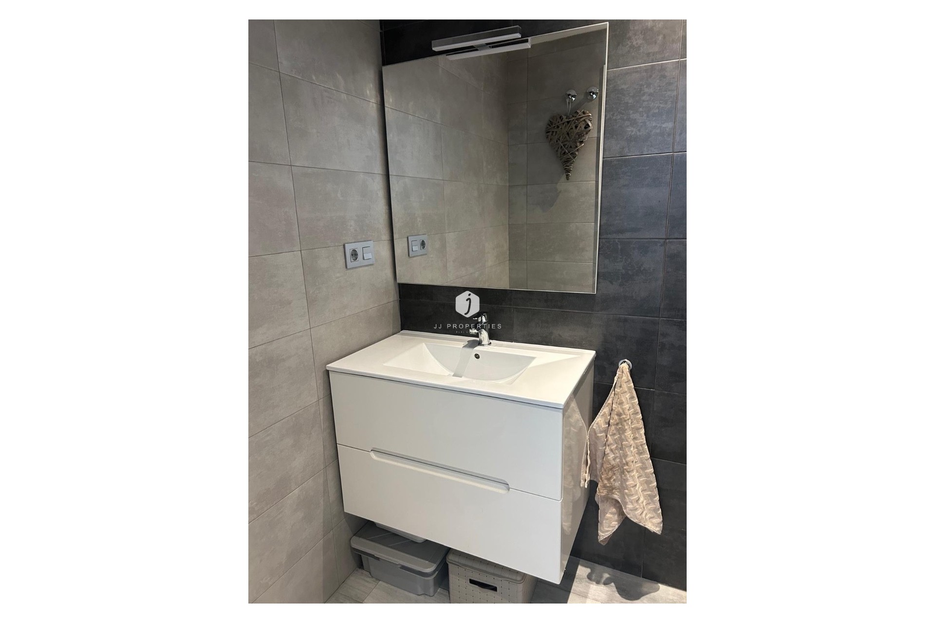 Aus zweiter Hand - Villa -
Daya Vieja - Costa Blanca