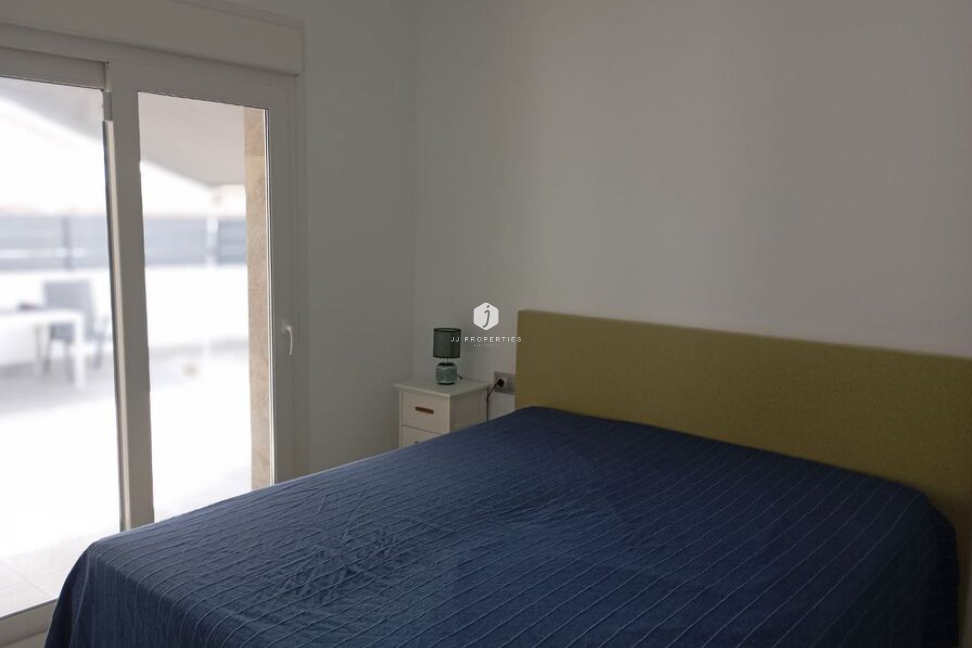 Aus zweiter Hand - Villa -
Daya Vieja - Costa Blanca