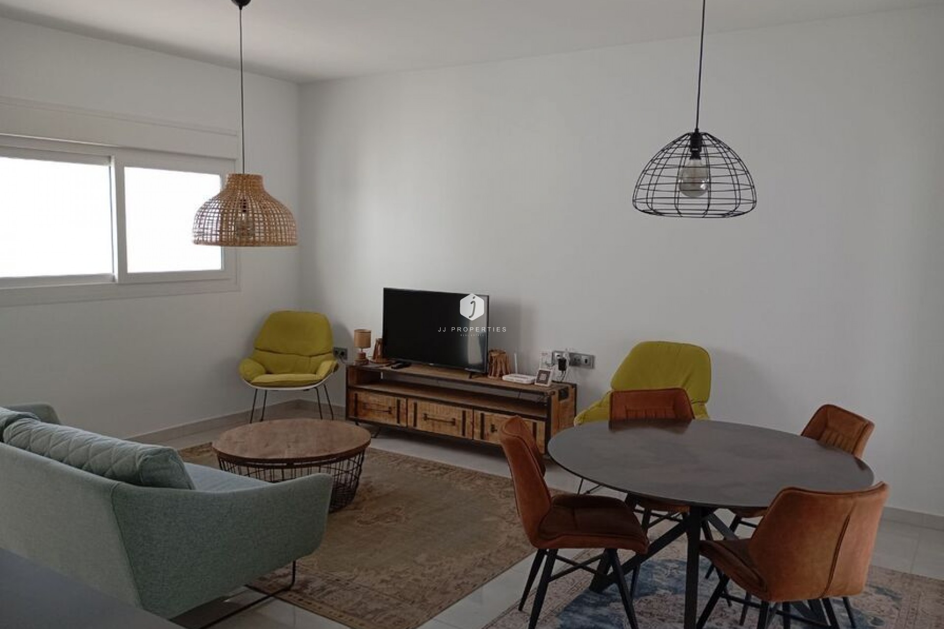 Aus zweiter Hand - Villa -
Daya Vieja - Costa Blanca