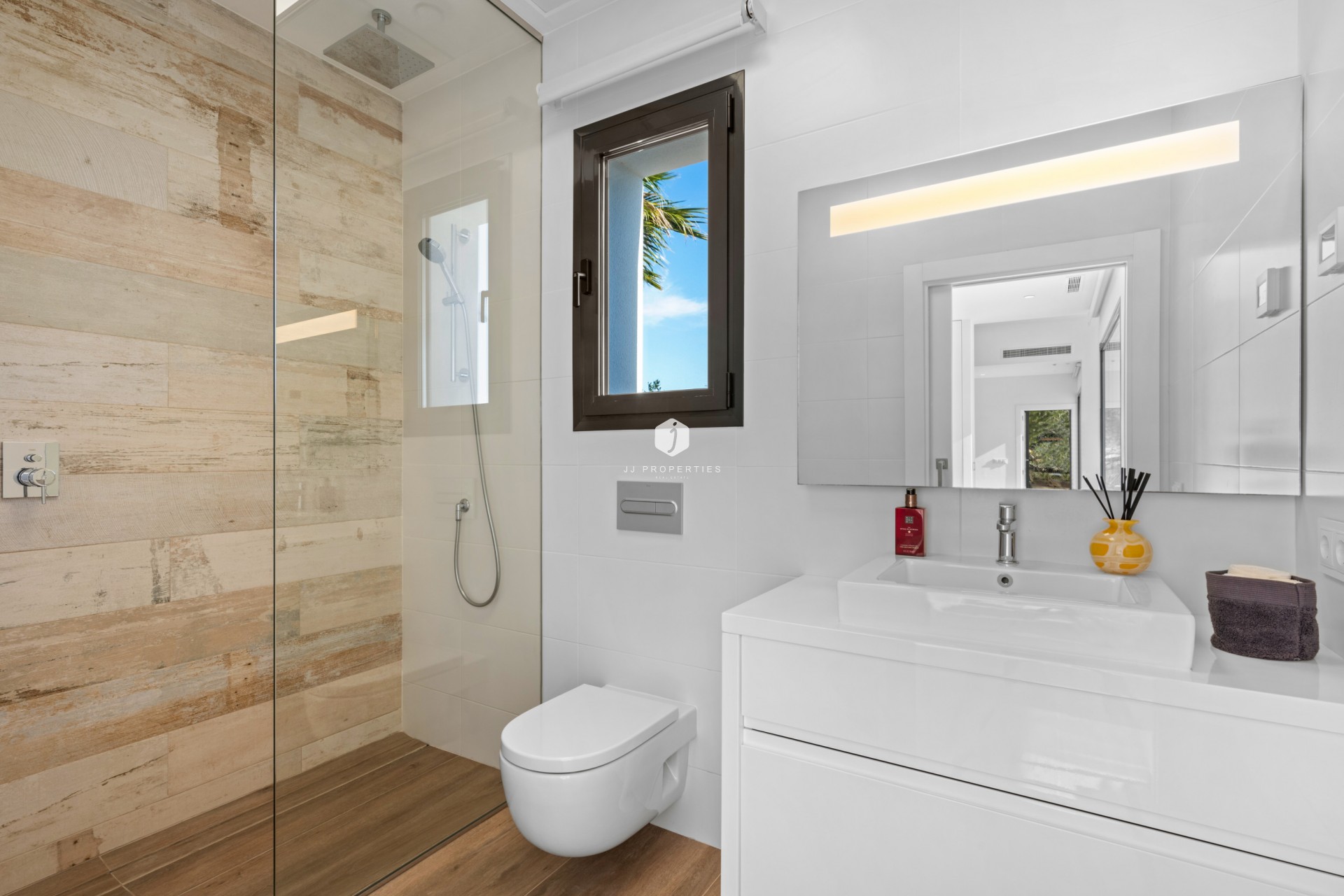 Aus zweiter Hand - Villa -
Dehesa de Campoamor - Costa Blanca