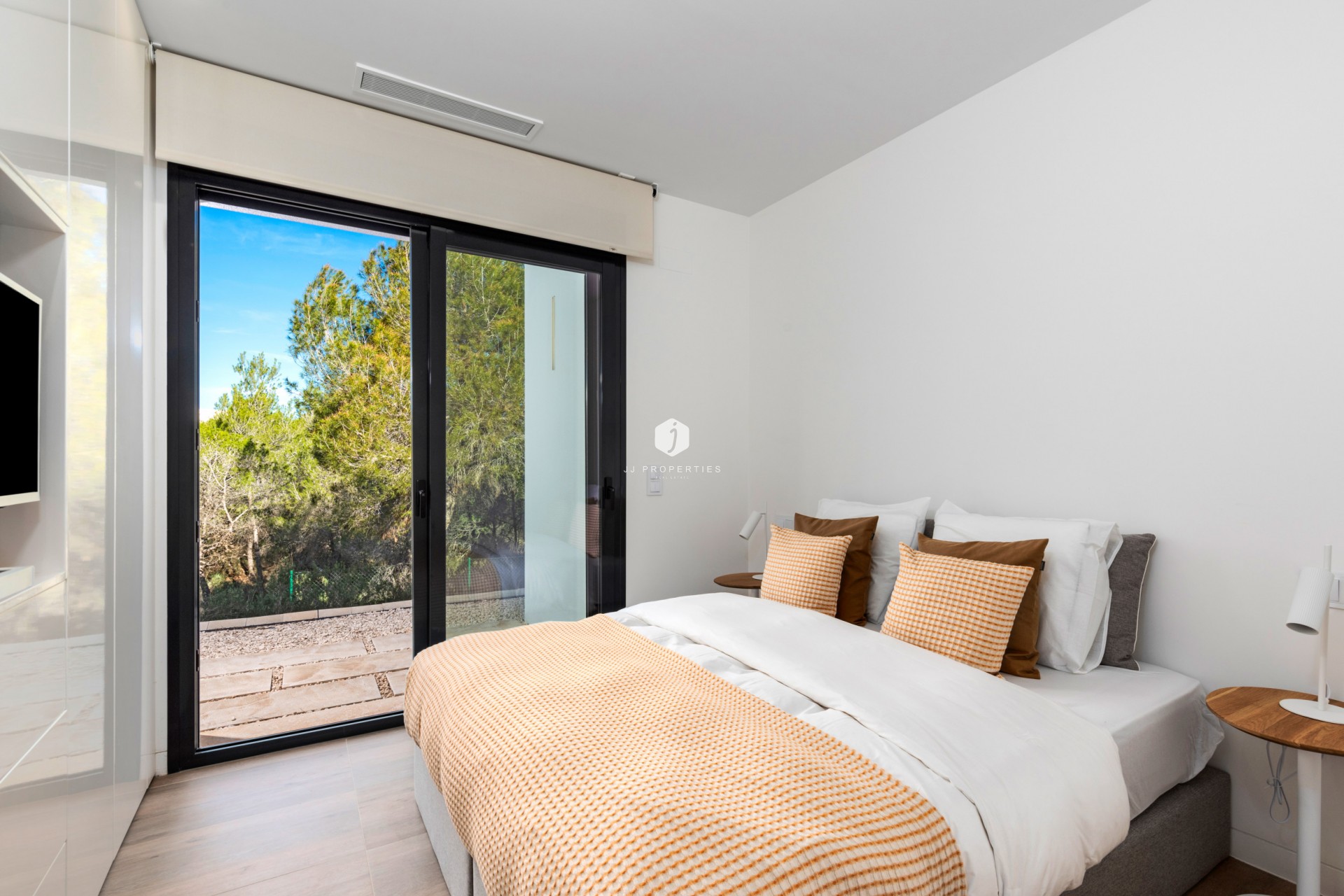 Aus zweiter Hand - Villa -
Dehesa de Campoamor - Costa Blanca