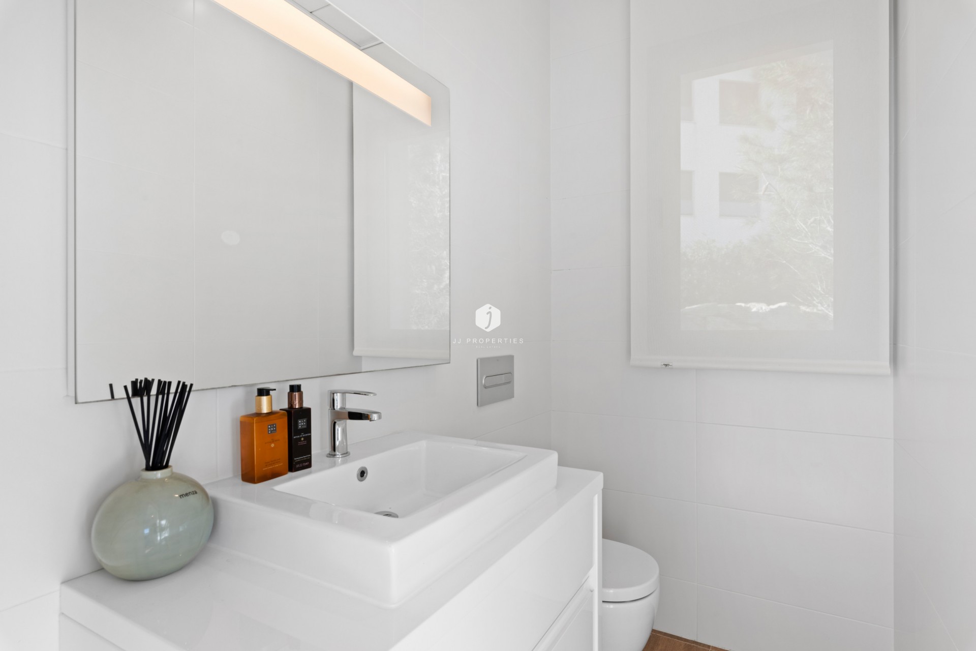 Aus zweiter Hand - Villa -
Dehesa de Campoamor - Costa Blanca