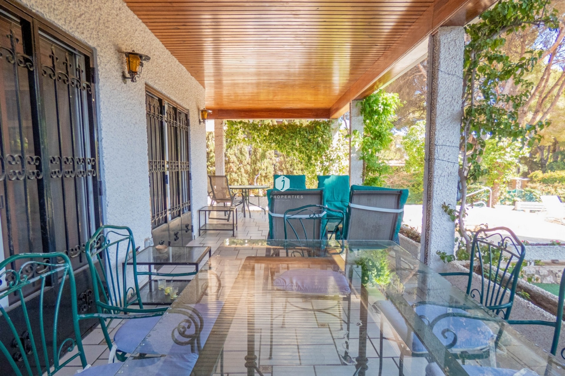 Aus zweiter Hand - Villa -
Dehesa de Campoamor - Costa Blanca