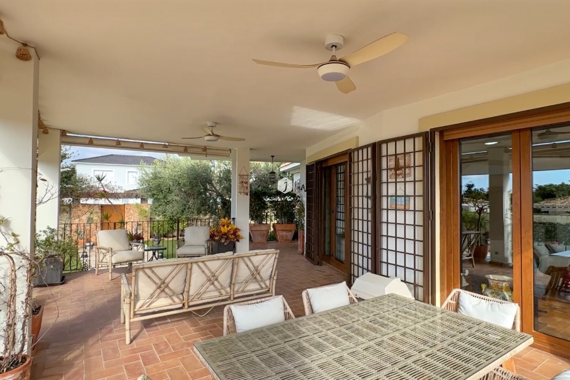 Aus zweiter Hand - Villa -
Dehesa de Campoamor - Costa Blanca