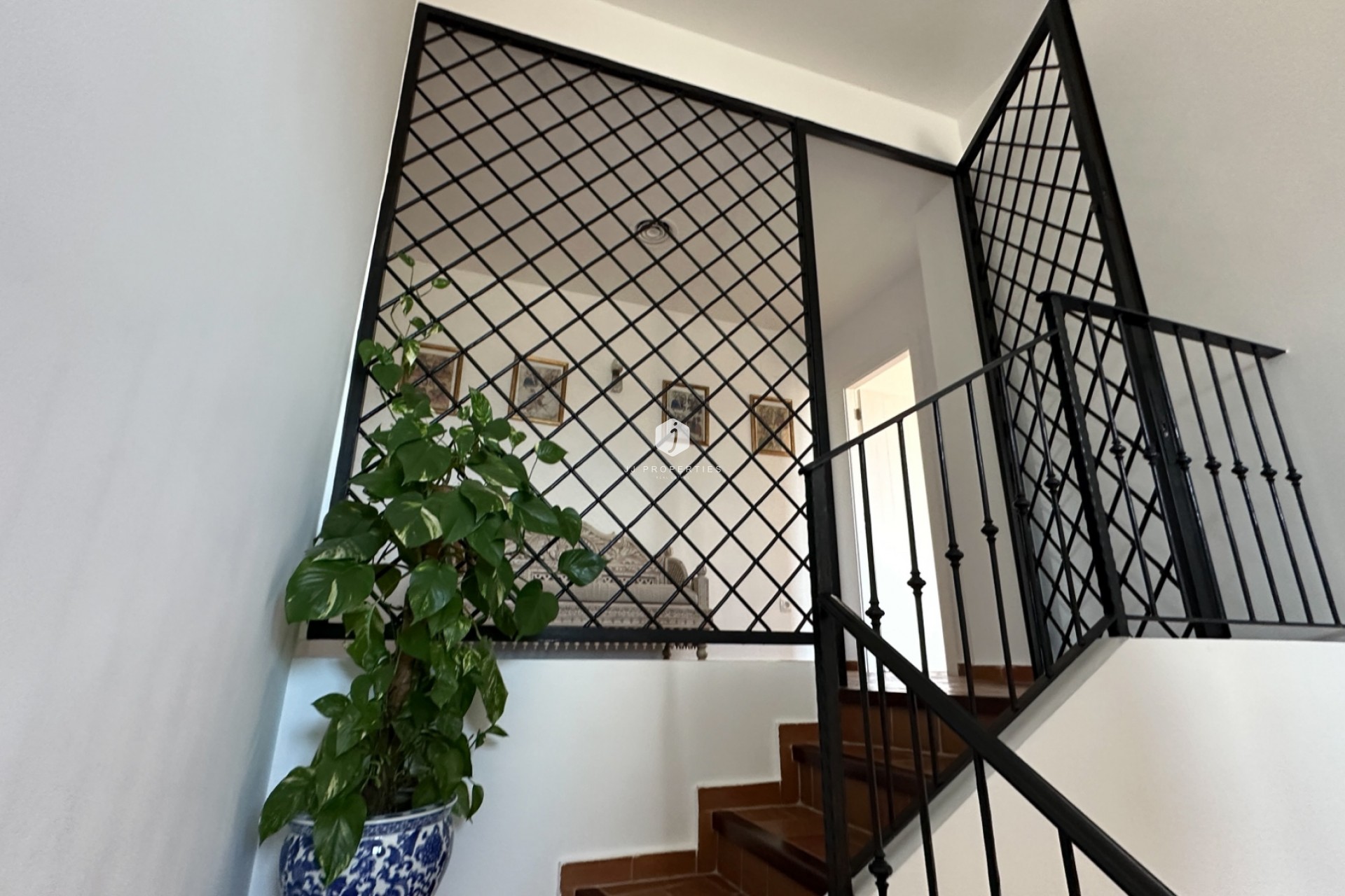 Aus zweiter Hand - Villa -
Dehesa de Campoamor - Costa Blanca