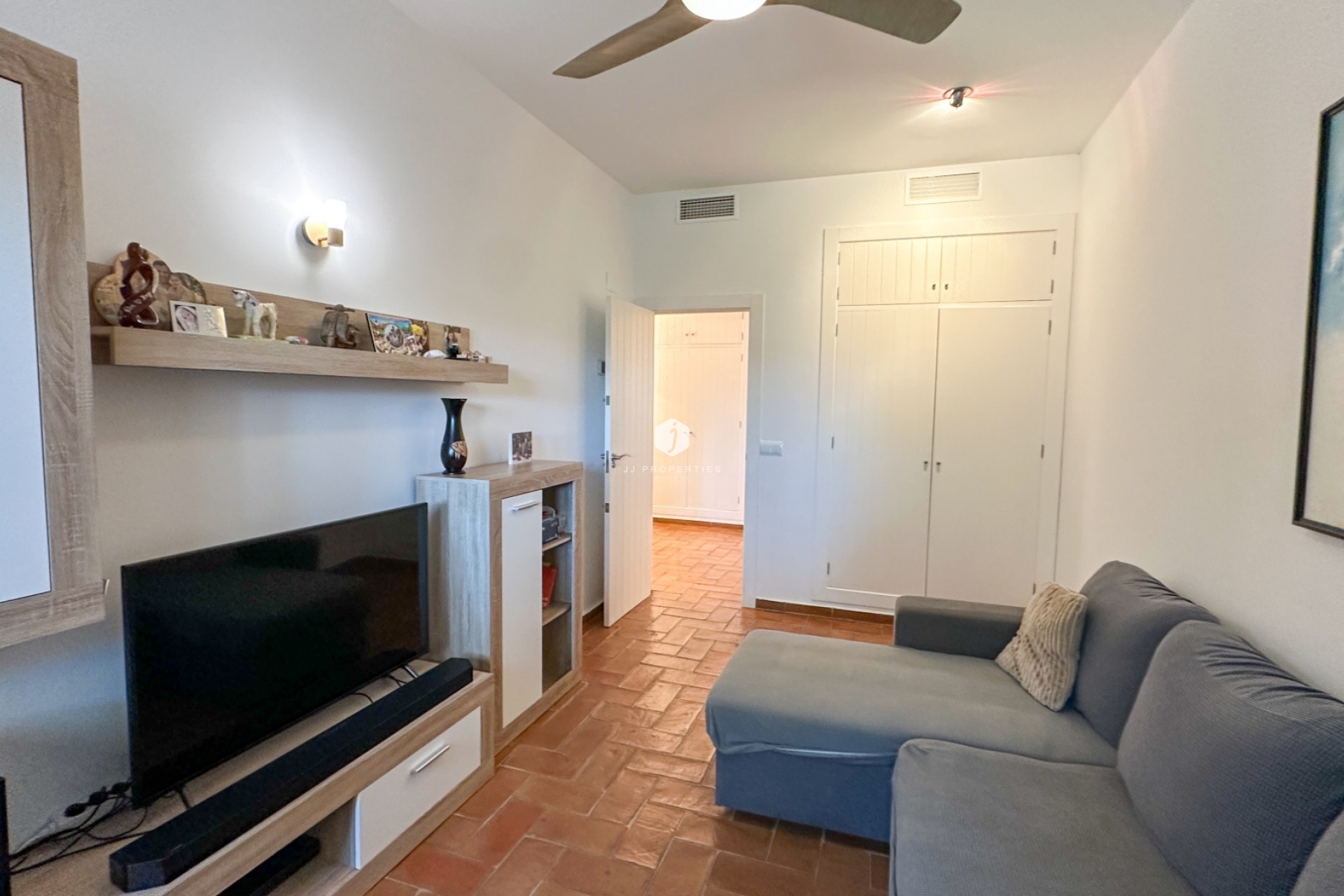 Aus zweiter Hand - Villa -
Dehesa de Campoamor - Costa Blanca