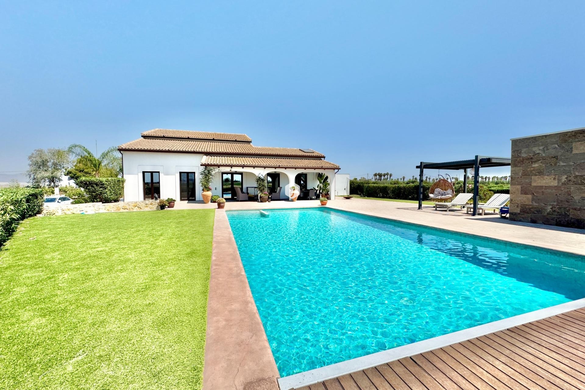 Aus zweiter Hand - Villa -
Dolores - Comunidad Valenciana