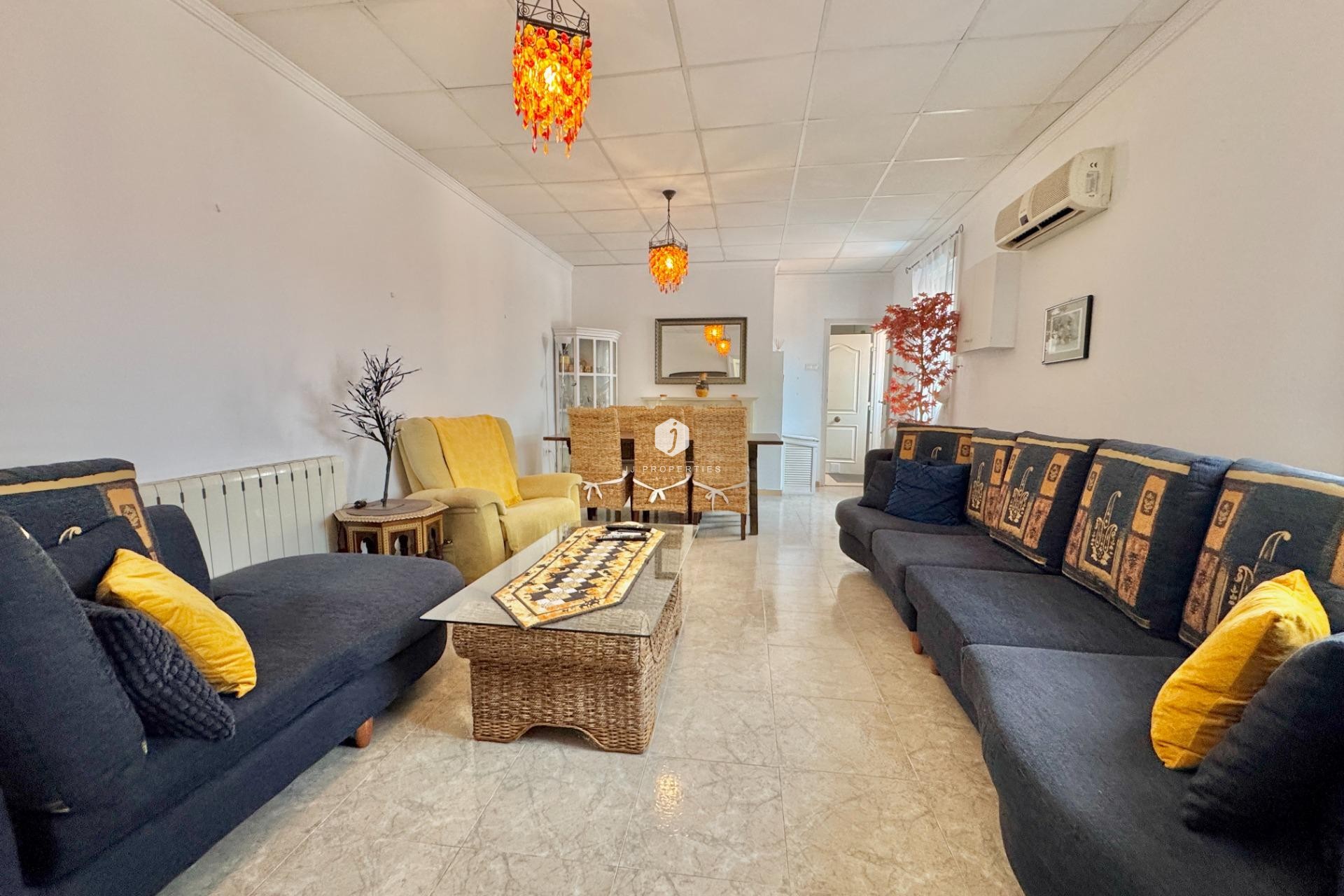 Aus zweiter Hand - Villa -
Dolores - Comunidad Valenciana