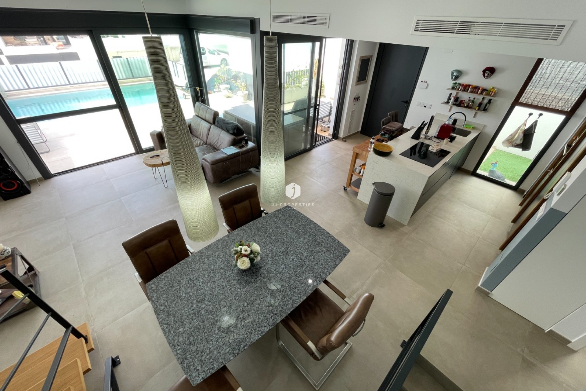 Aus zweiter Hand - Villa -
Dolores - Costa Blanca