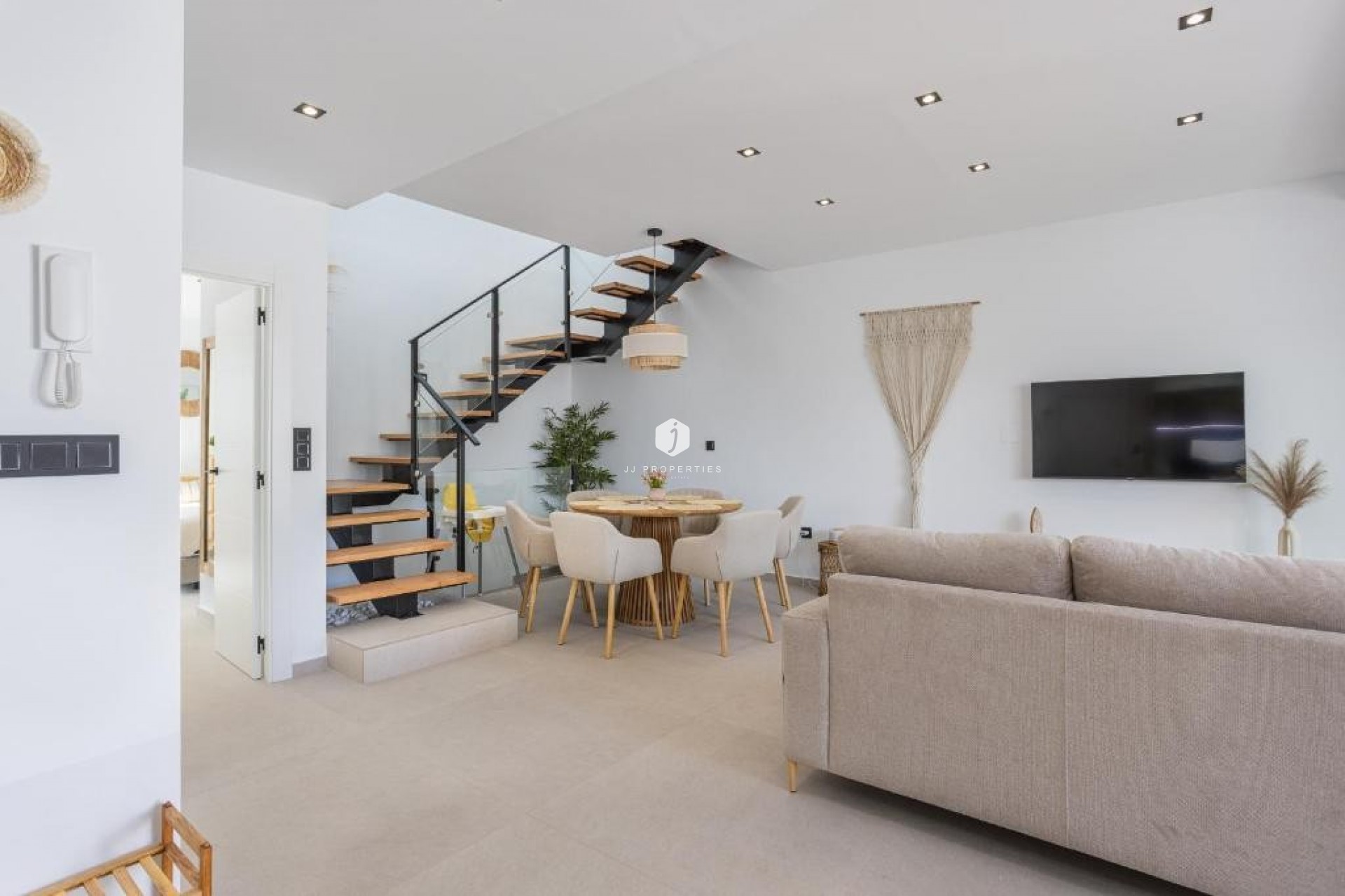 Aus zweiter Hand - Villa -
Dolores - Costa Blanca