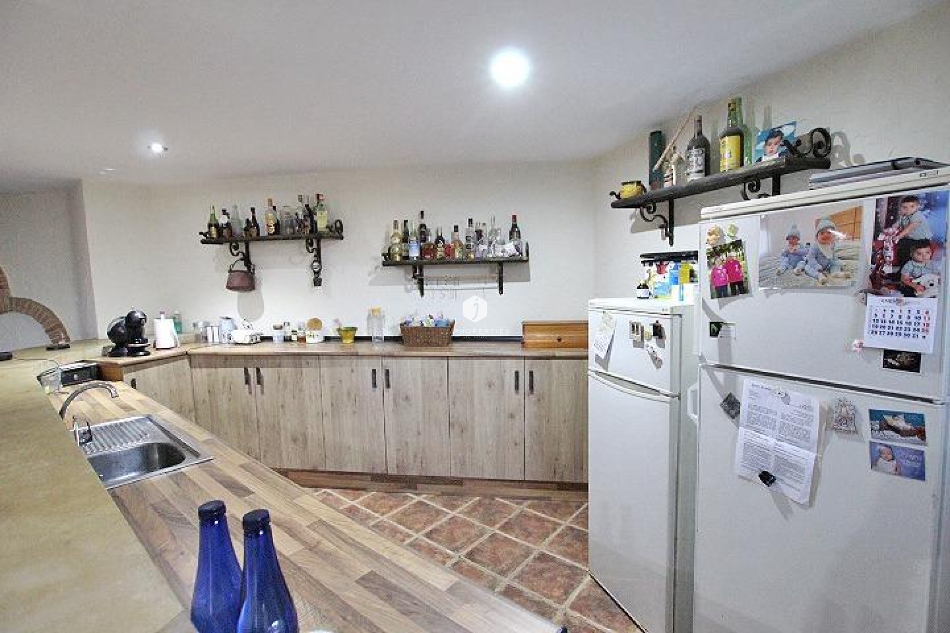 Aus zweiter Hand - Villa -
Formentera del Segura - C- Cooperativa