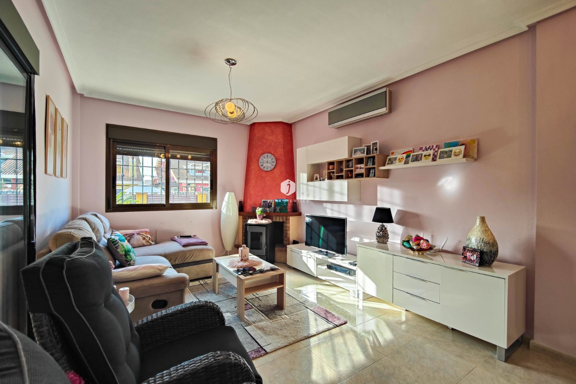 Aus zweiter Hand - Villa -
Guardamar del Segura - Costa Blanca