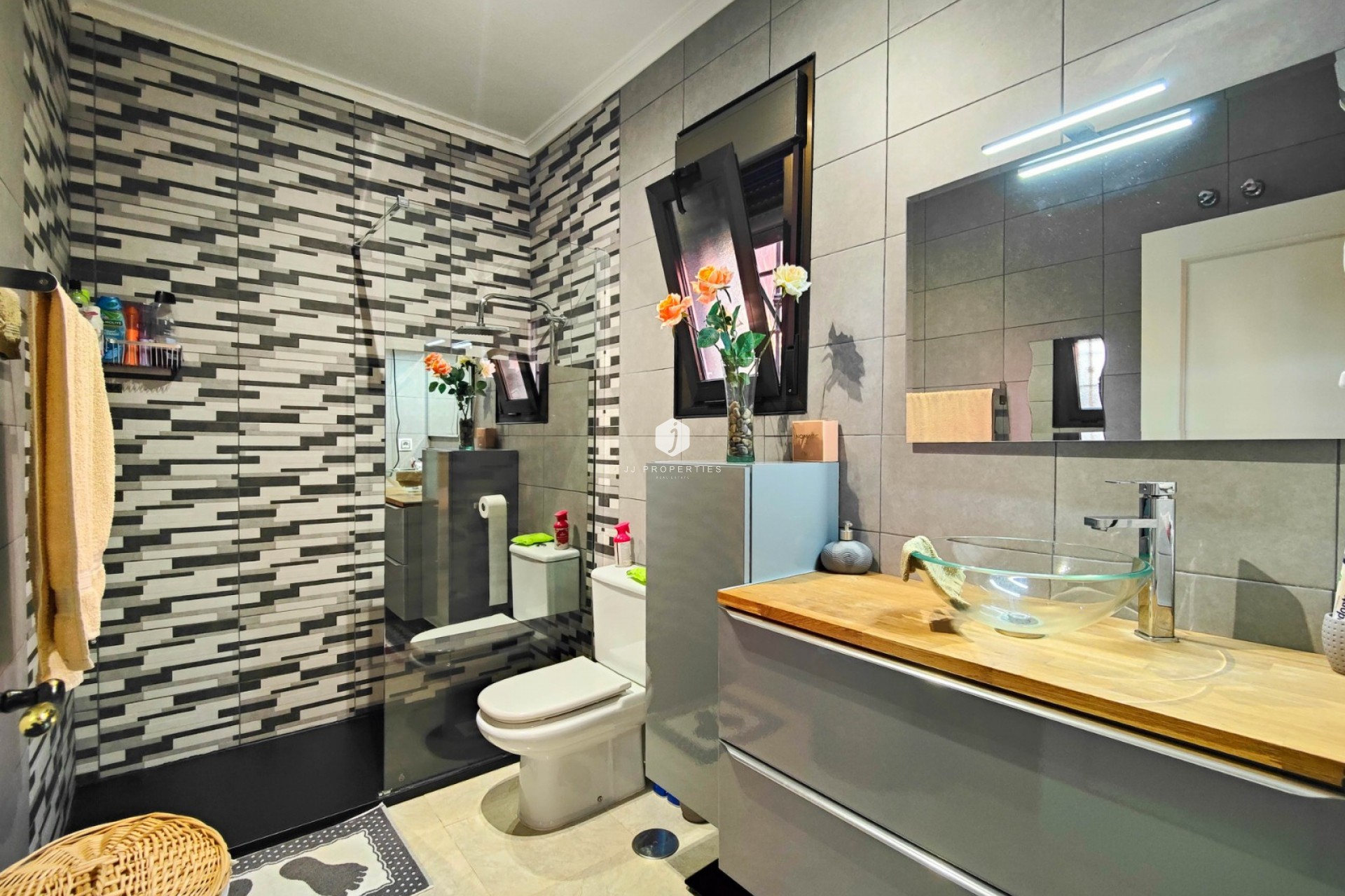 Aus zweiter Hand - Villa -
Guardamar del Segura - Costa Blanca