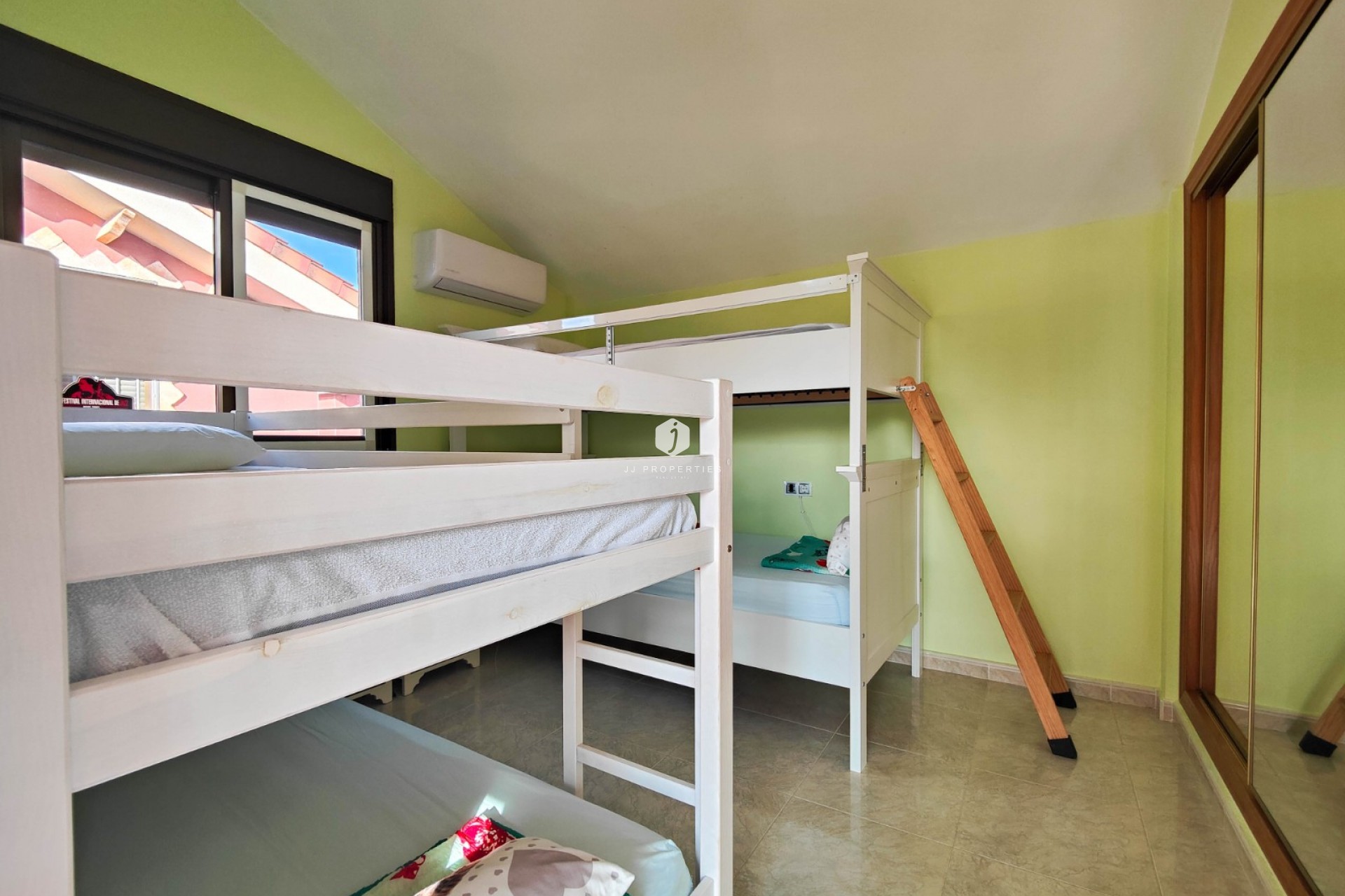 Aus zweiter Hand - Villa -
Guardamar del Segura - Costa Blanca