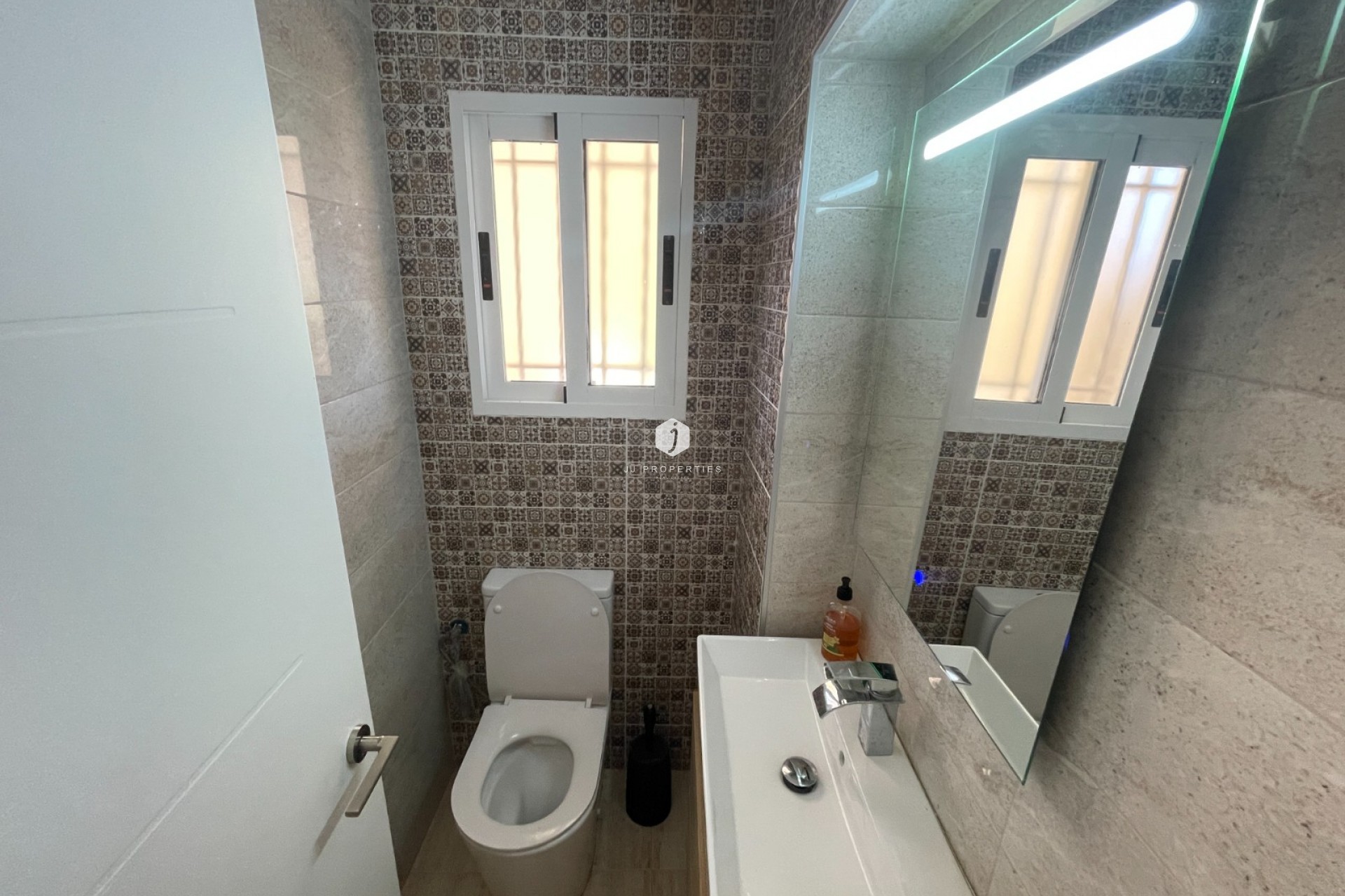 Aus zweiter Hand - Villa -
Guardamar del Segura - Costa Blanca