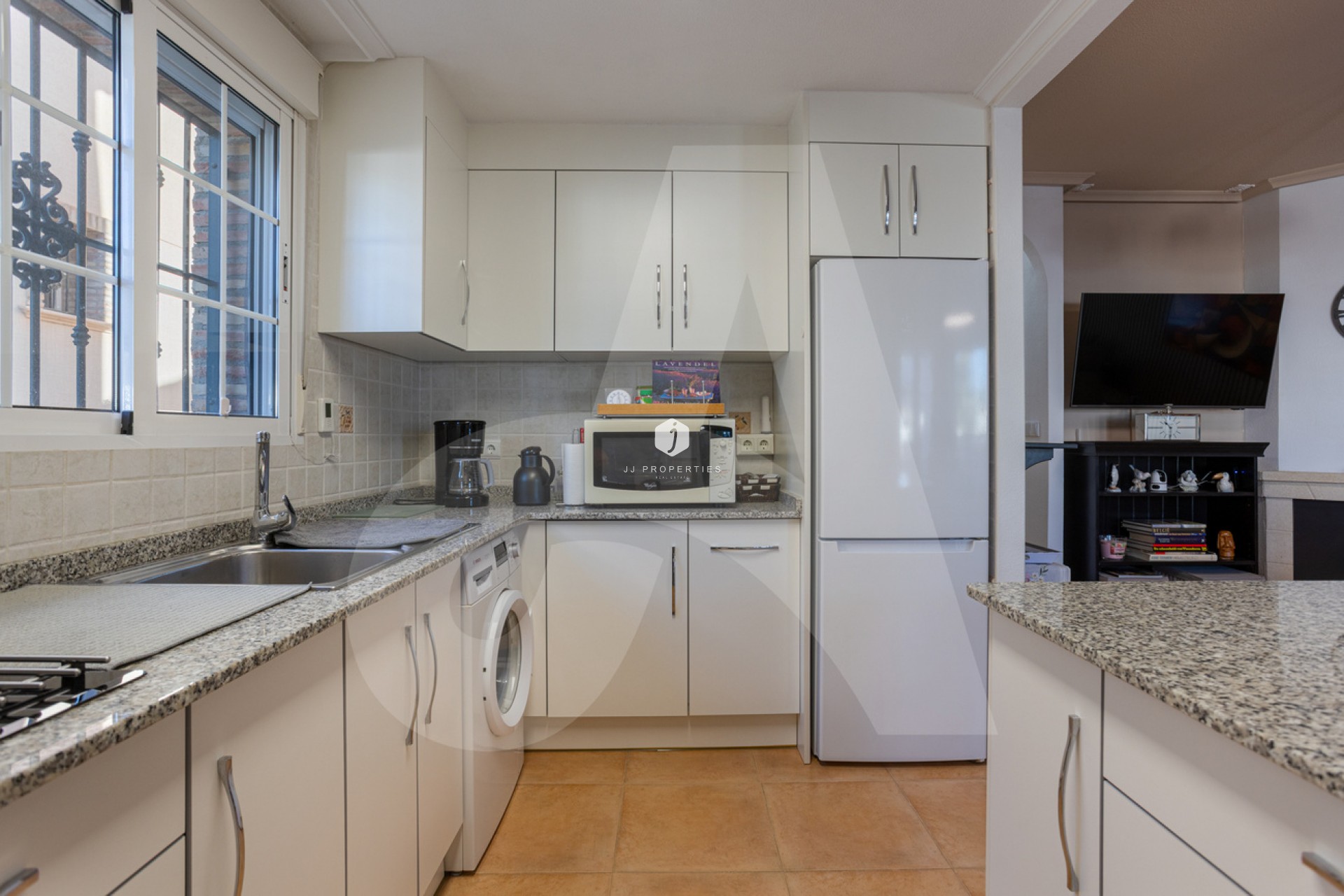 Aus zweiter Hand - Villa -
Guardamar del Segura - El Raso