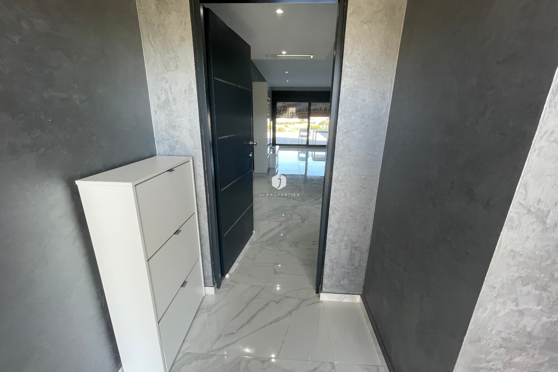 Aus zweiter Hand - Villa -
La Mata - Costa Blanca