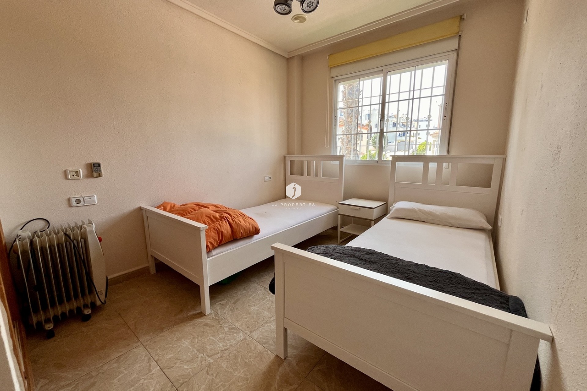 Aus zweiter Hand - Villa -
La Zenia - Costa Blanca