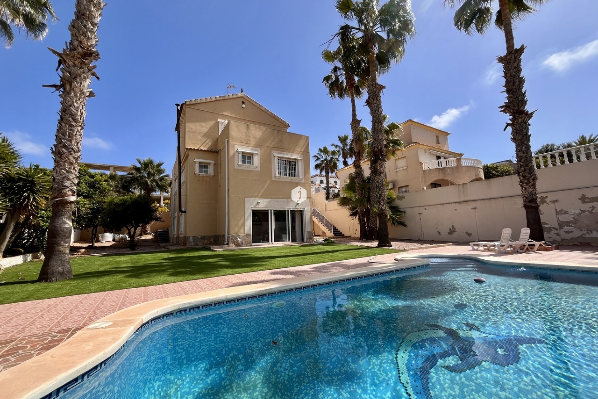 Aus zweiter Hand - Villa -
La Zenia - Costa Blanca