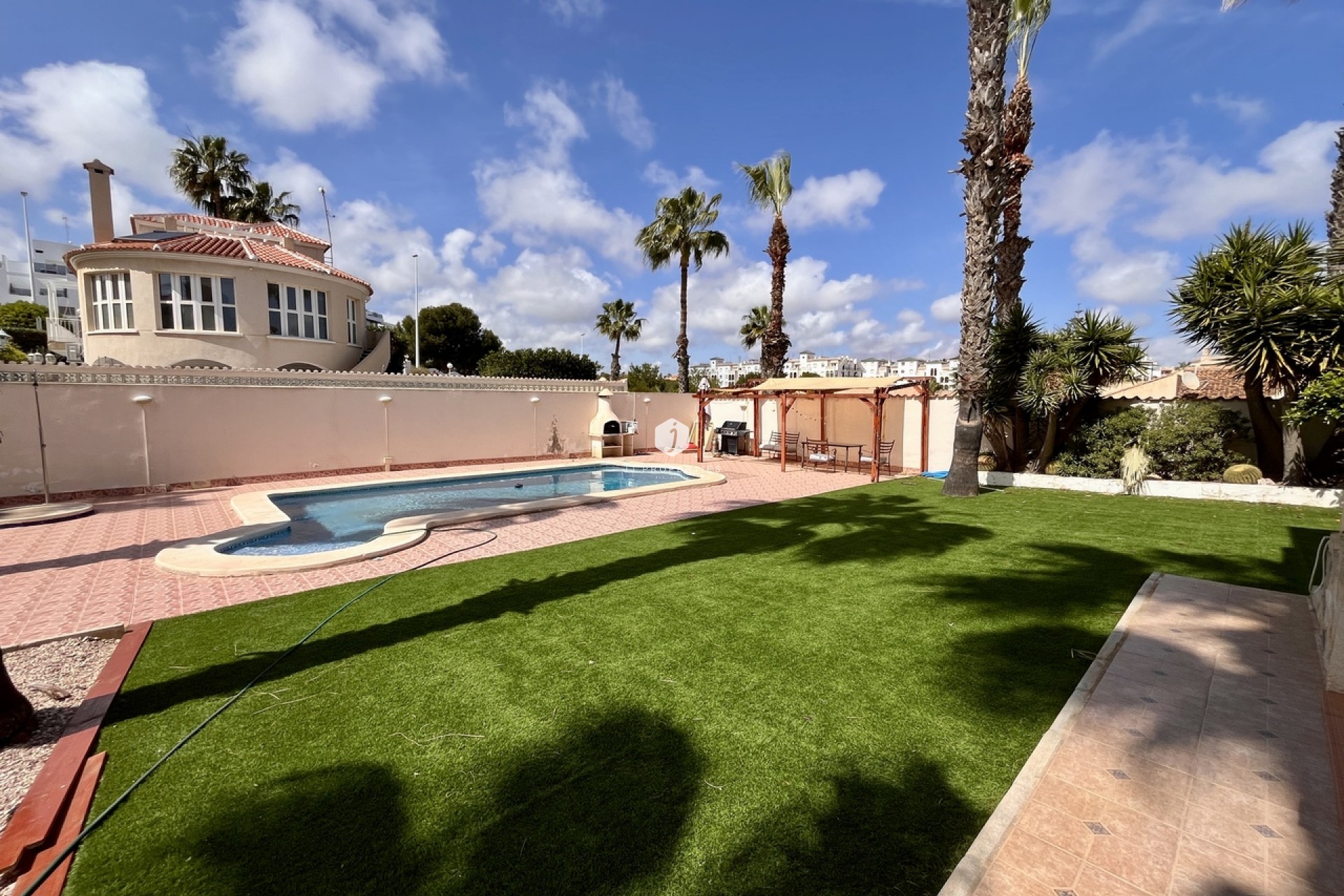 Aus zweiter Hand - Villa -
La Zenia - Costa Blanca