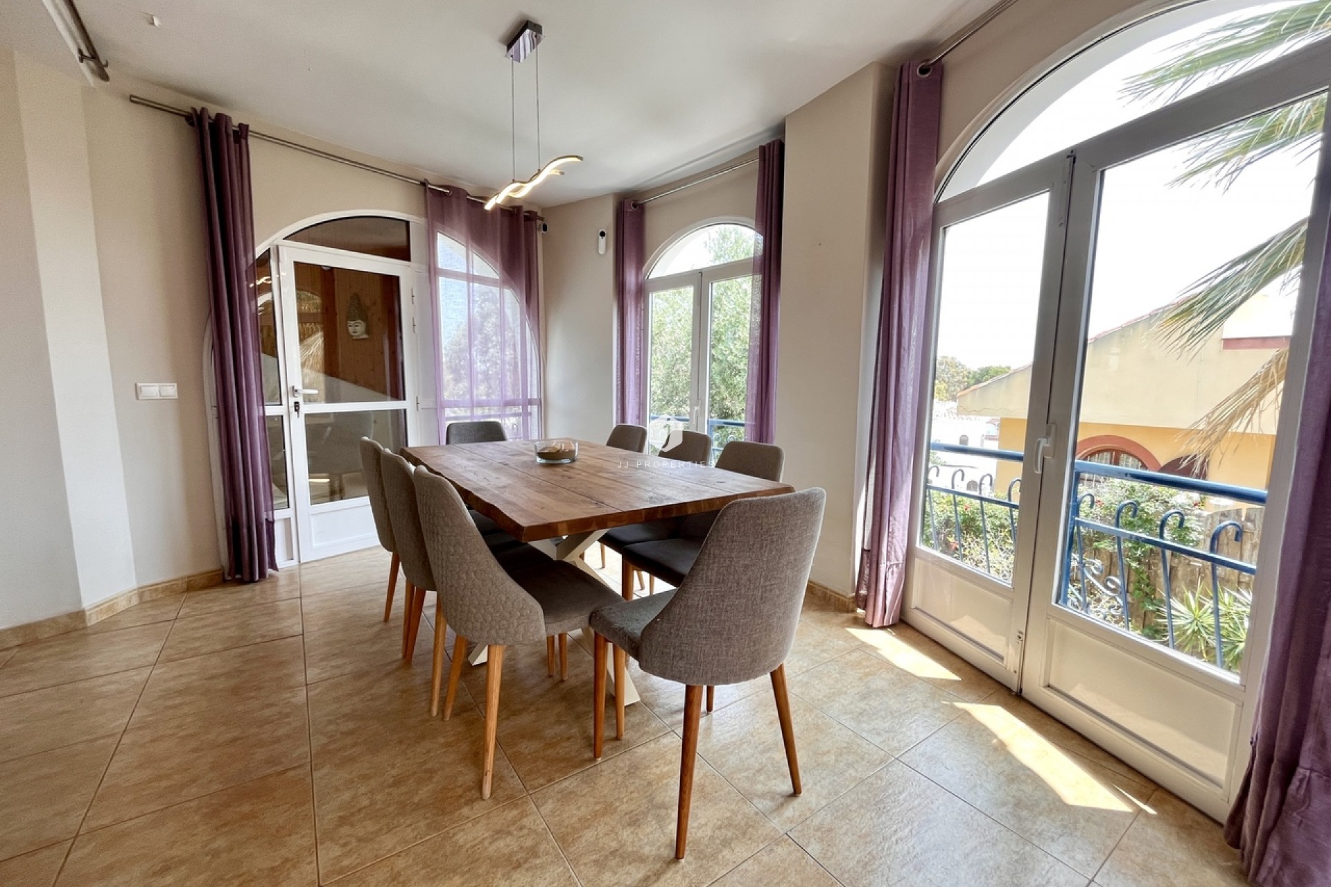 Aus zweiter Hand - Villa -
La Zenia - Costa Blanca