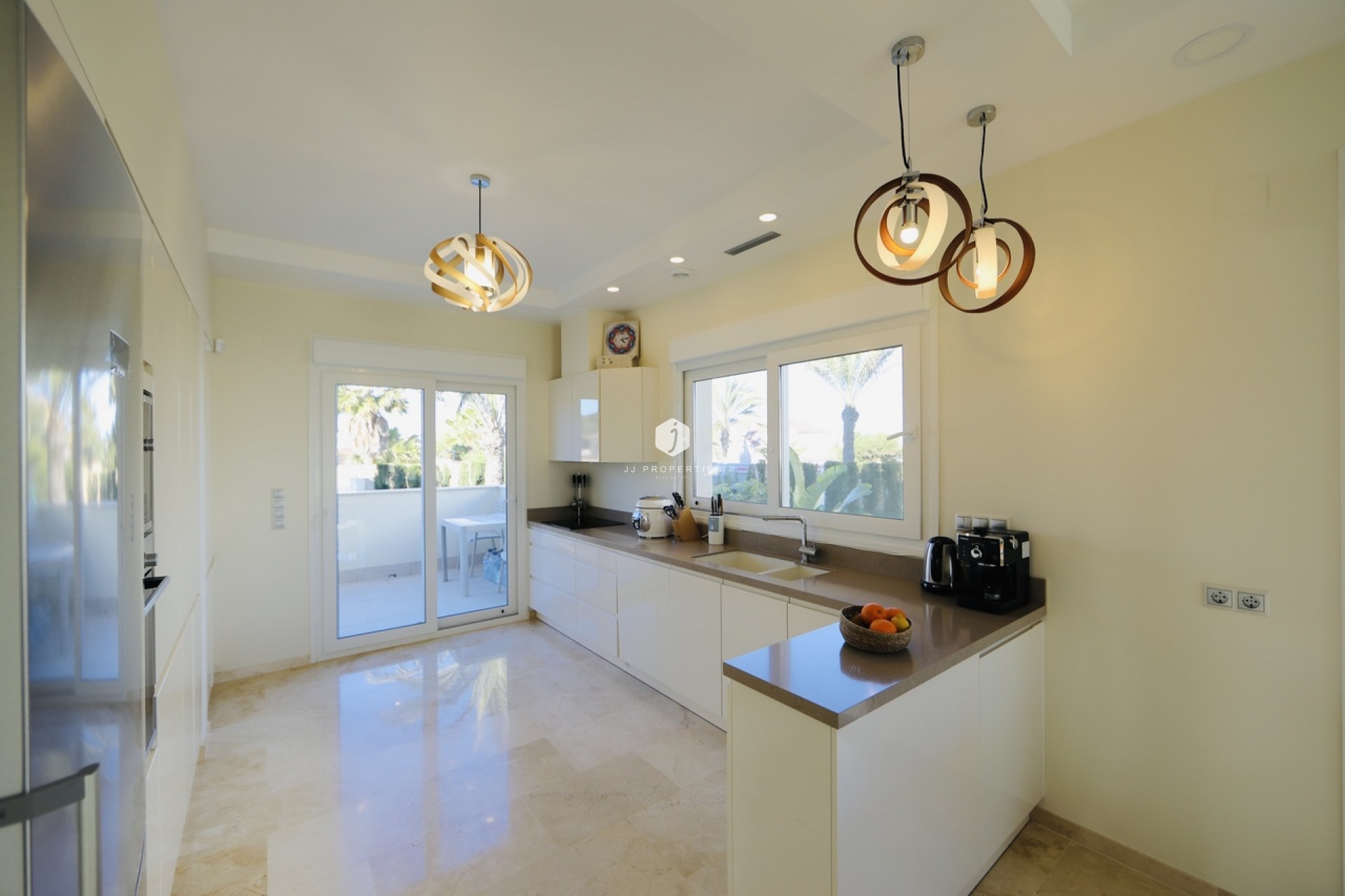 Aus zweiter Hand - Villa -
La Zenia - Costa Blanca