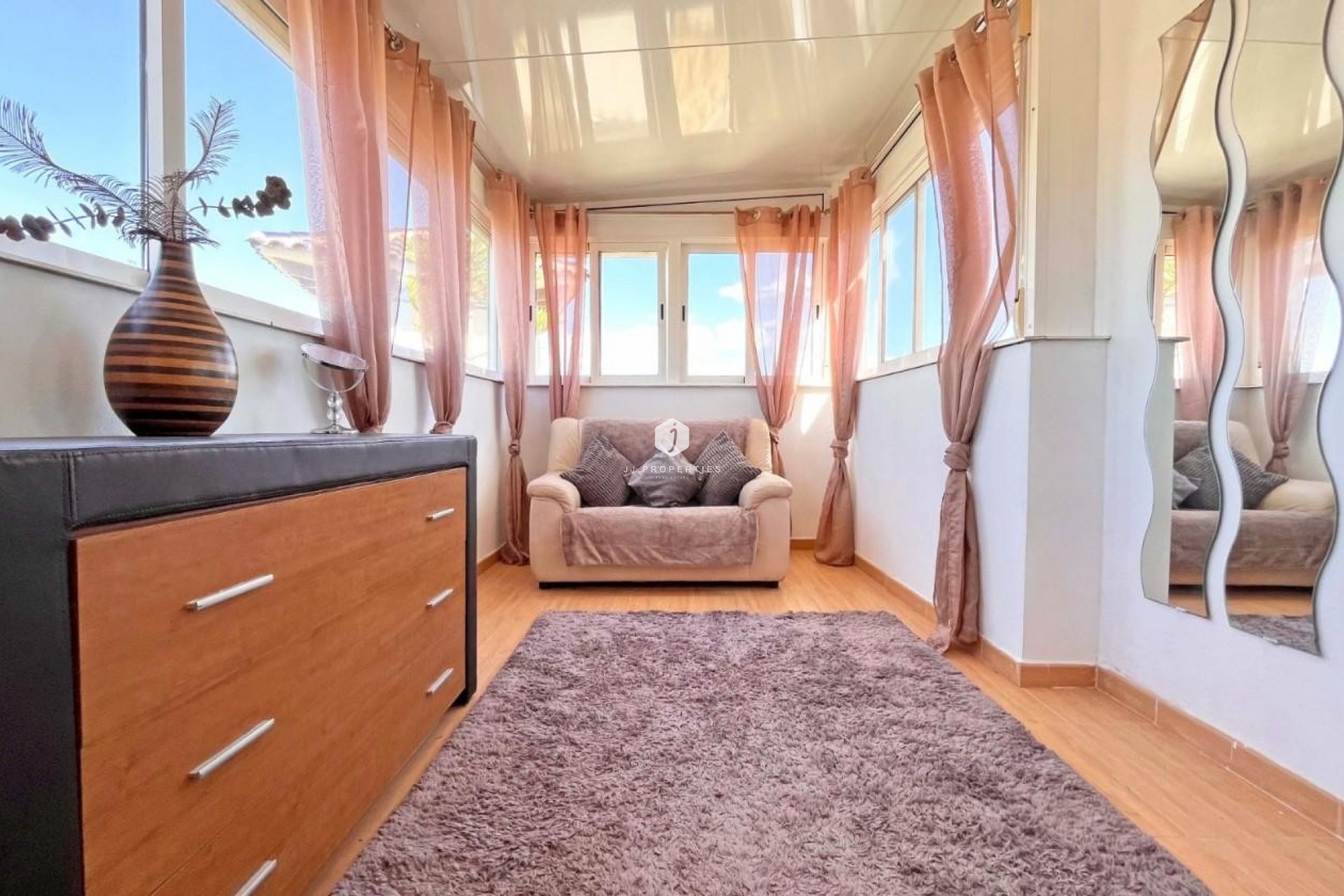 Aus zweiter Hand - Villa -
La Zenia - Costa Blanca