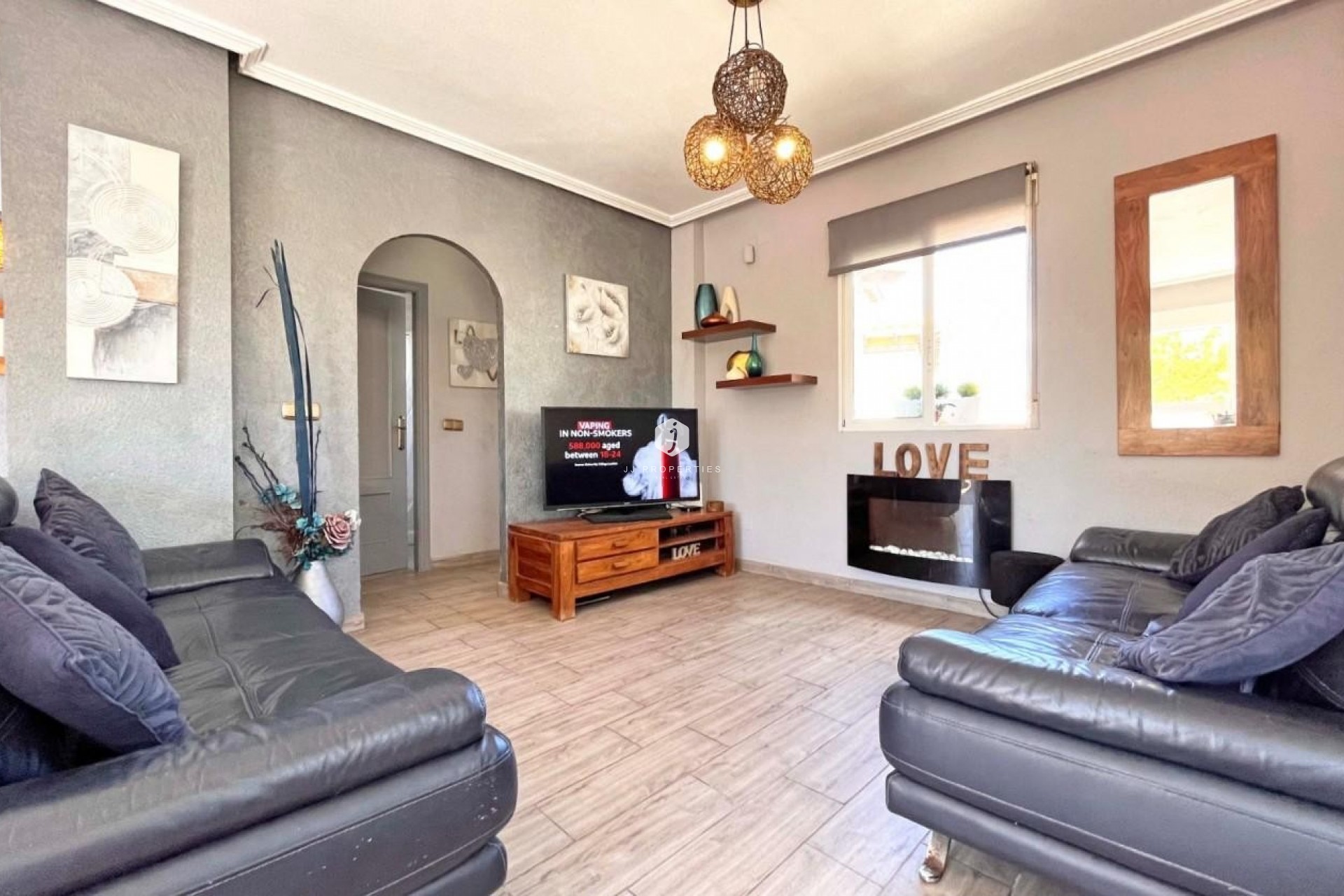 Aus zweiter Hand - Villa -
La Zenia - Costa Blanca