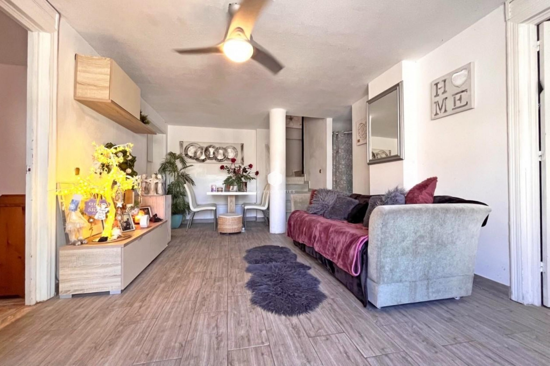 Aus zweiter Hand - Villa -
La Zenia - Costa Blanca