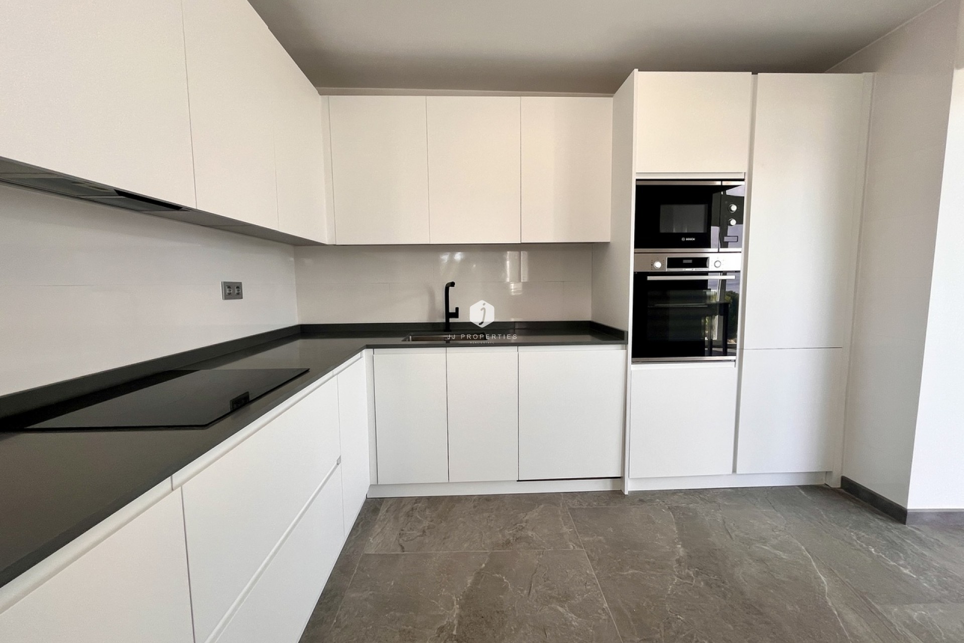 Aus zweiter Hand - Villa -
Los Balcones - Costa Blanca