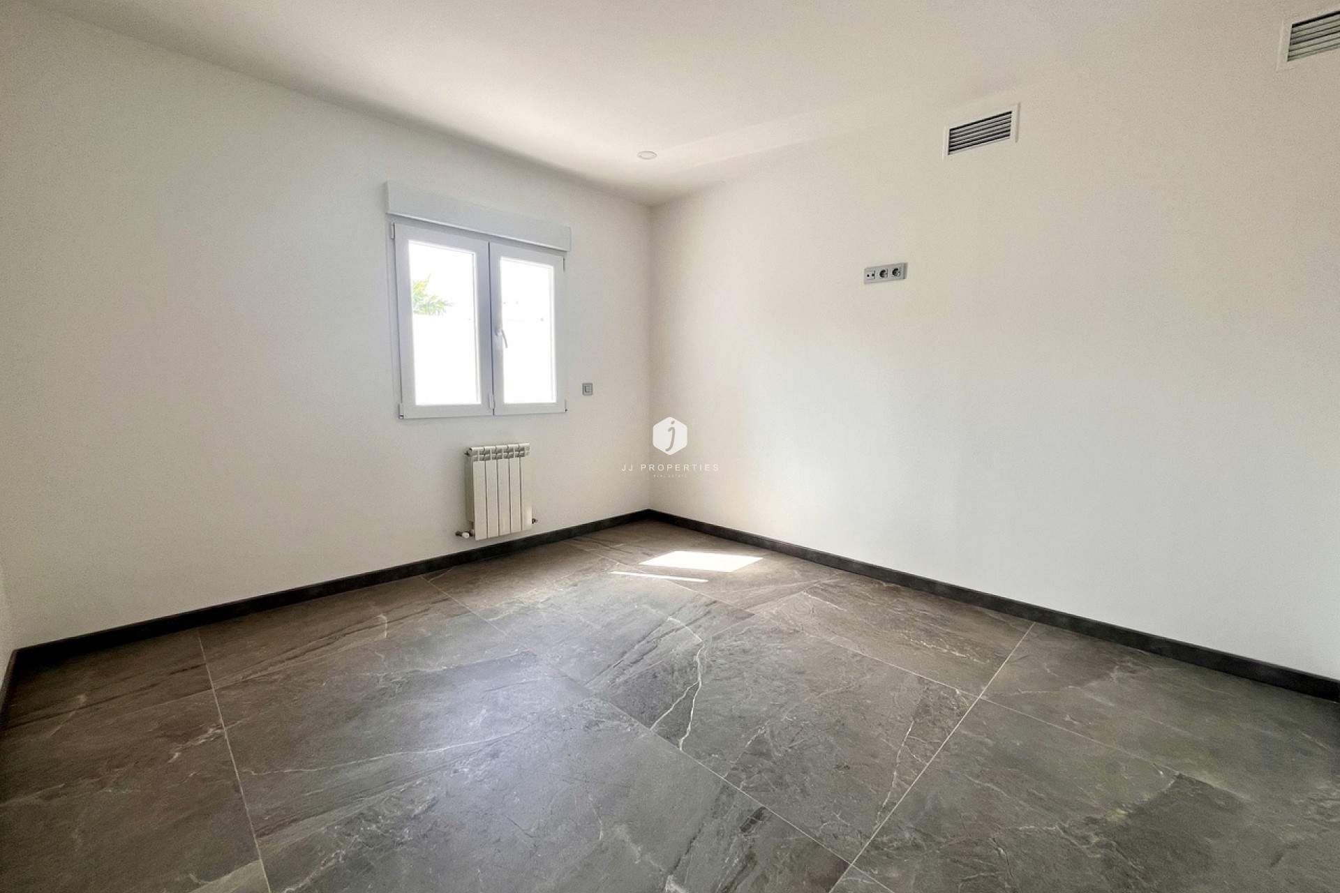 Aus zweiter Hand - Villa -
Los Balcones - Costa Blanca