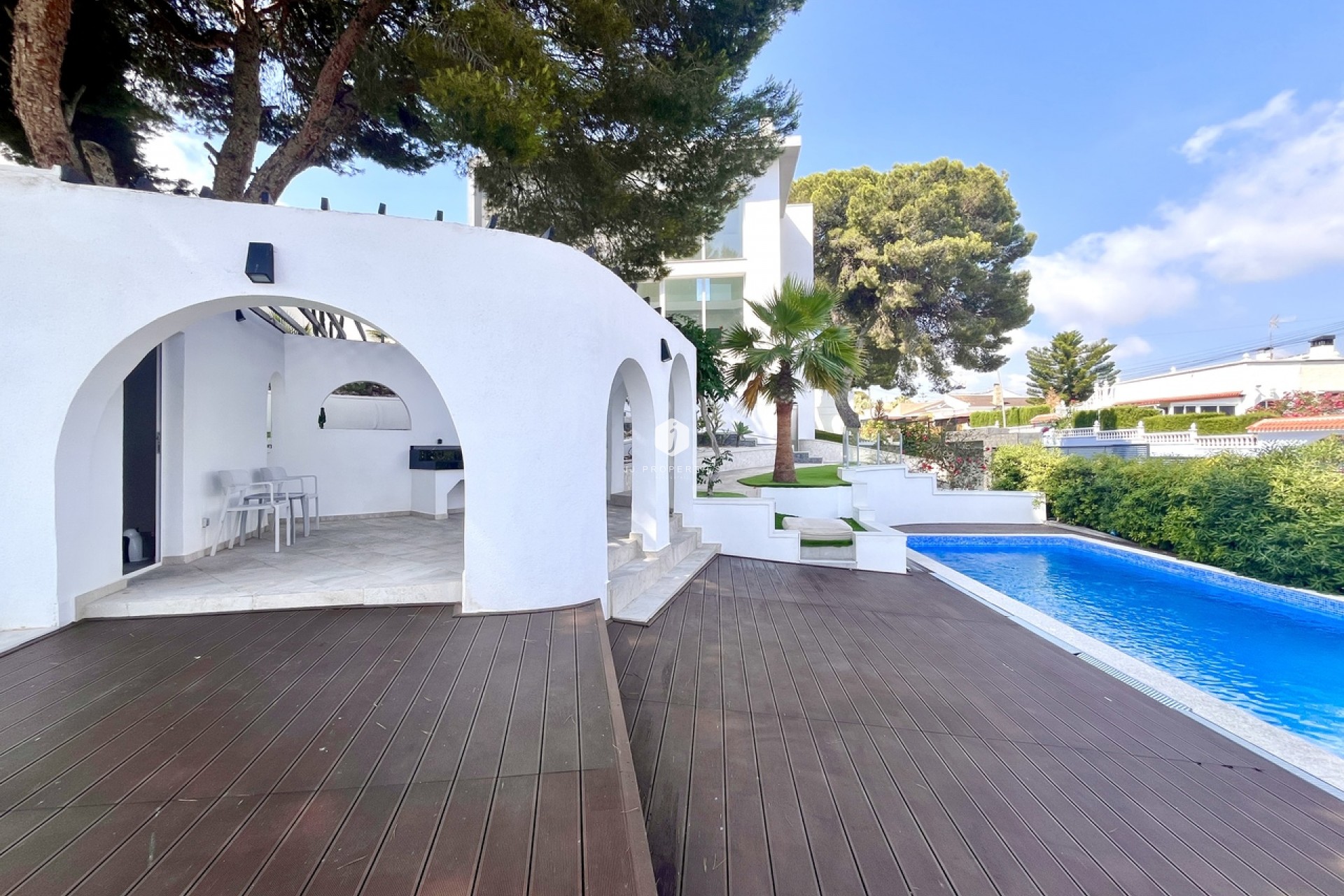 Aus zweiter Hand - Villa -
Los Balcones - Costa Blanca