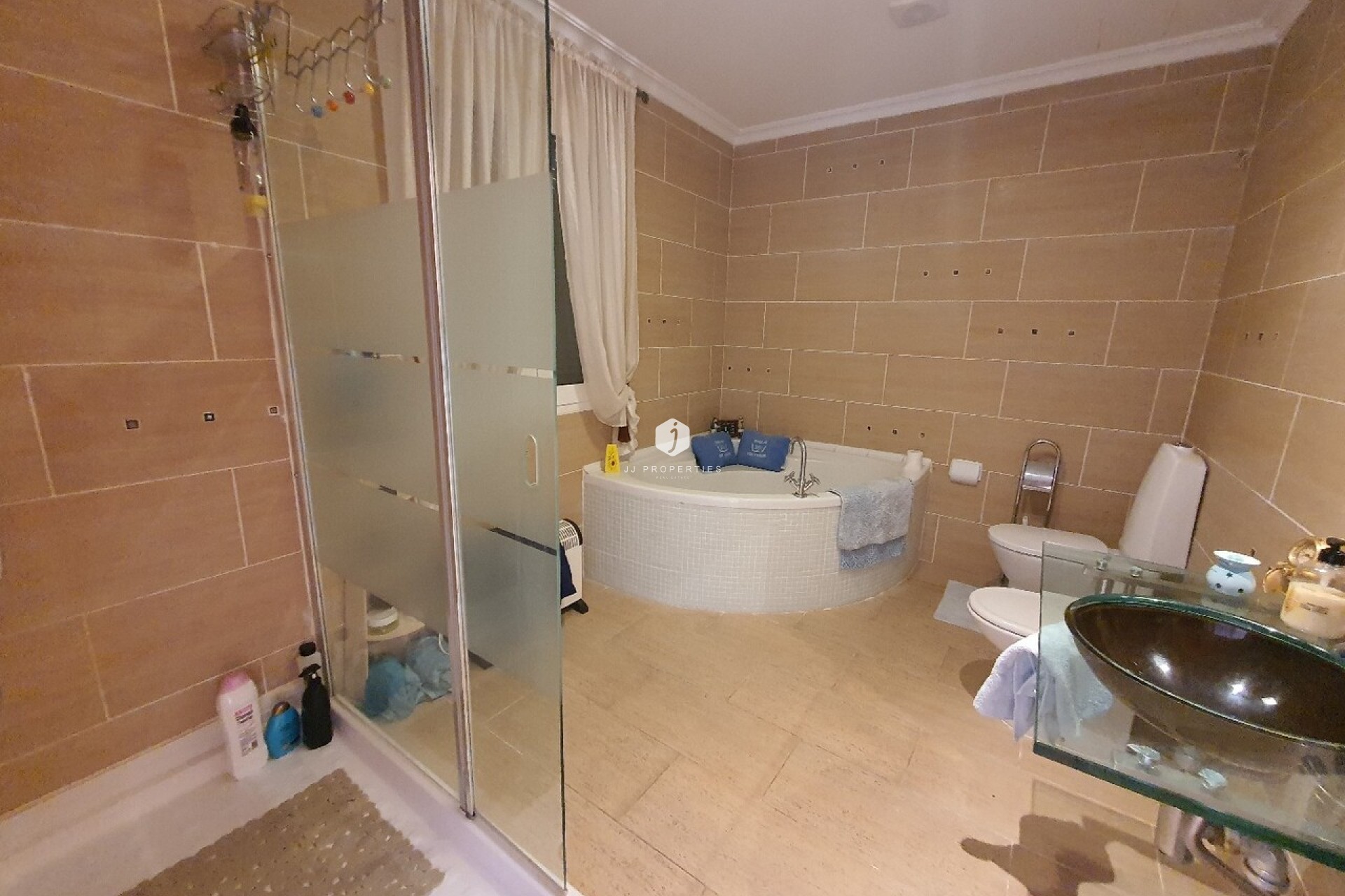 Aus zweiter Hand - Villa -
Los Balcones - Costa Blanca