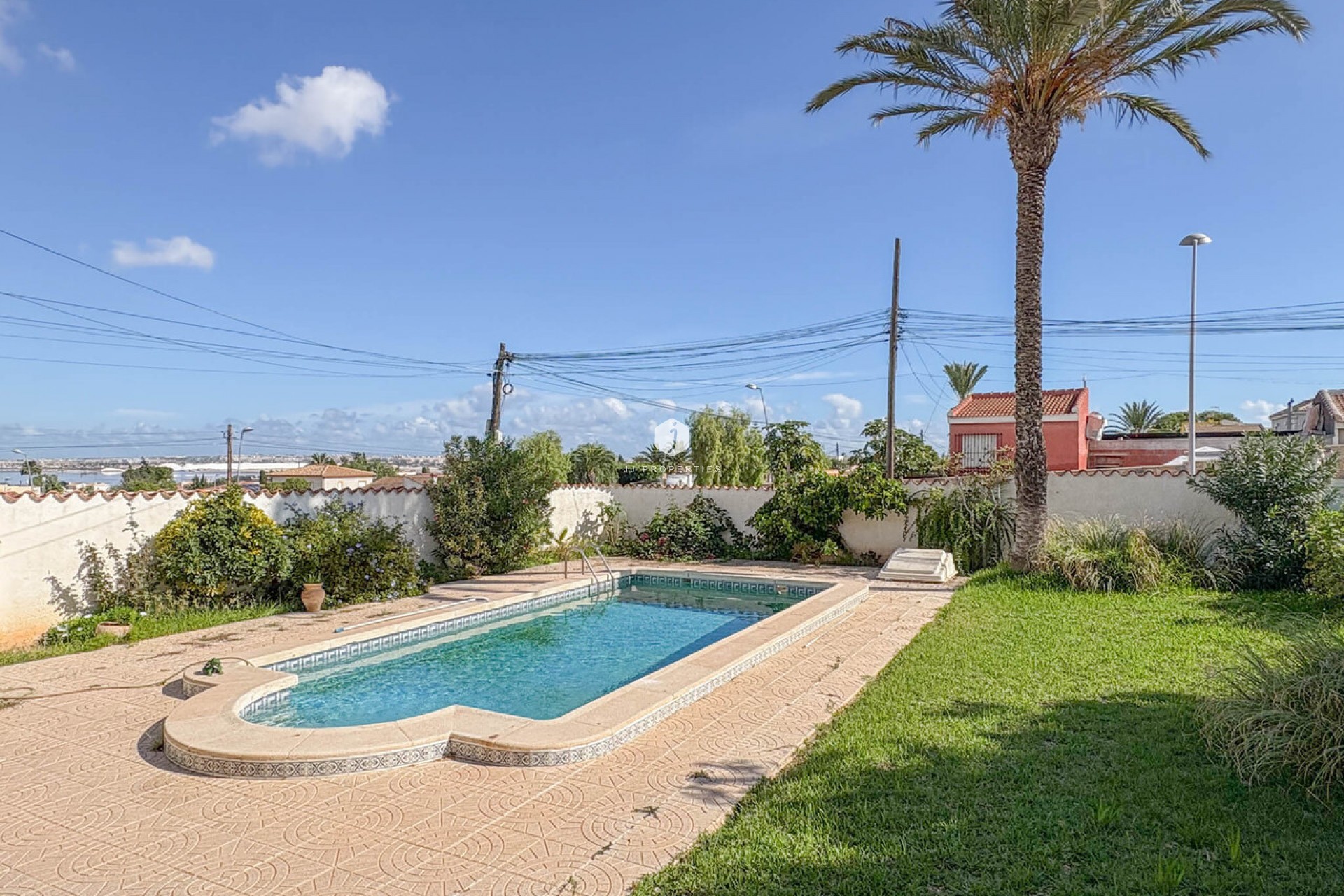 Aus zweiter Hand - Villa -
Los Balcones - Costa Blanca