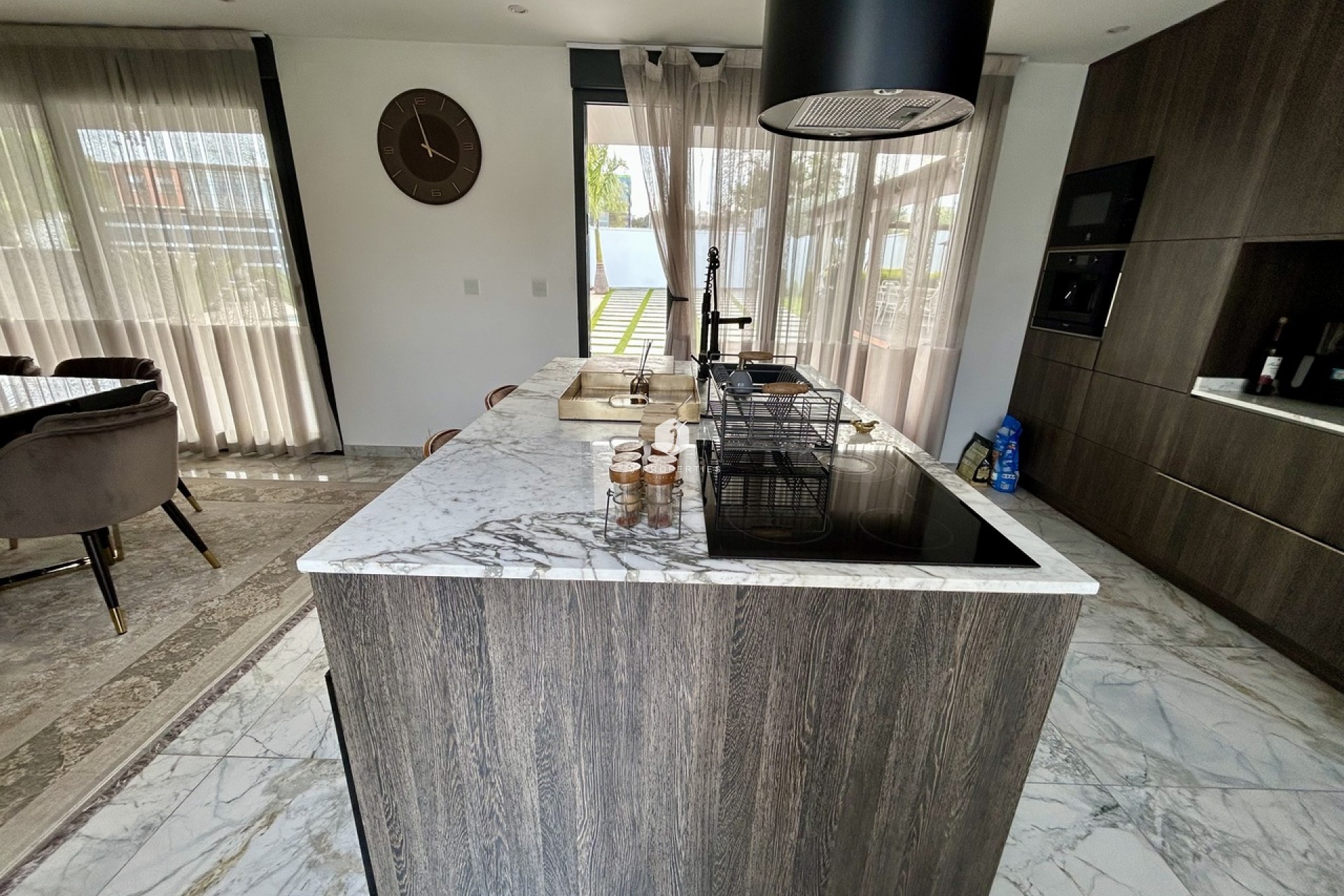 Aus zweiter Hand - Villa -
Los Balcones - Costa Blanca