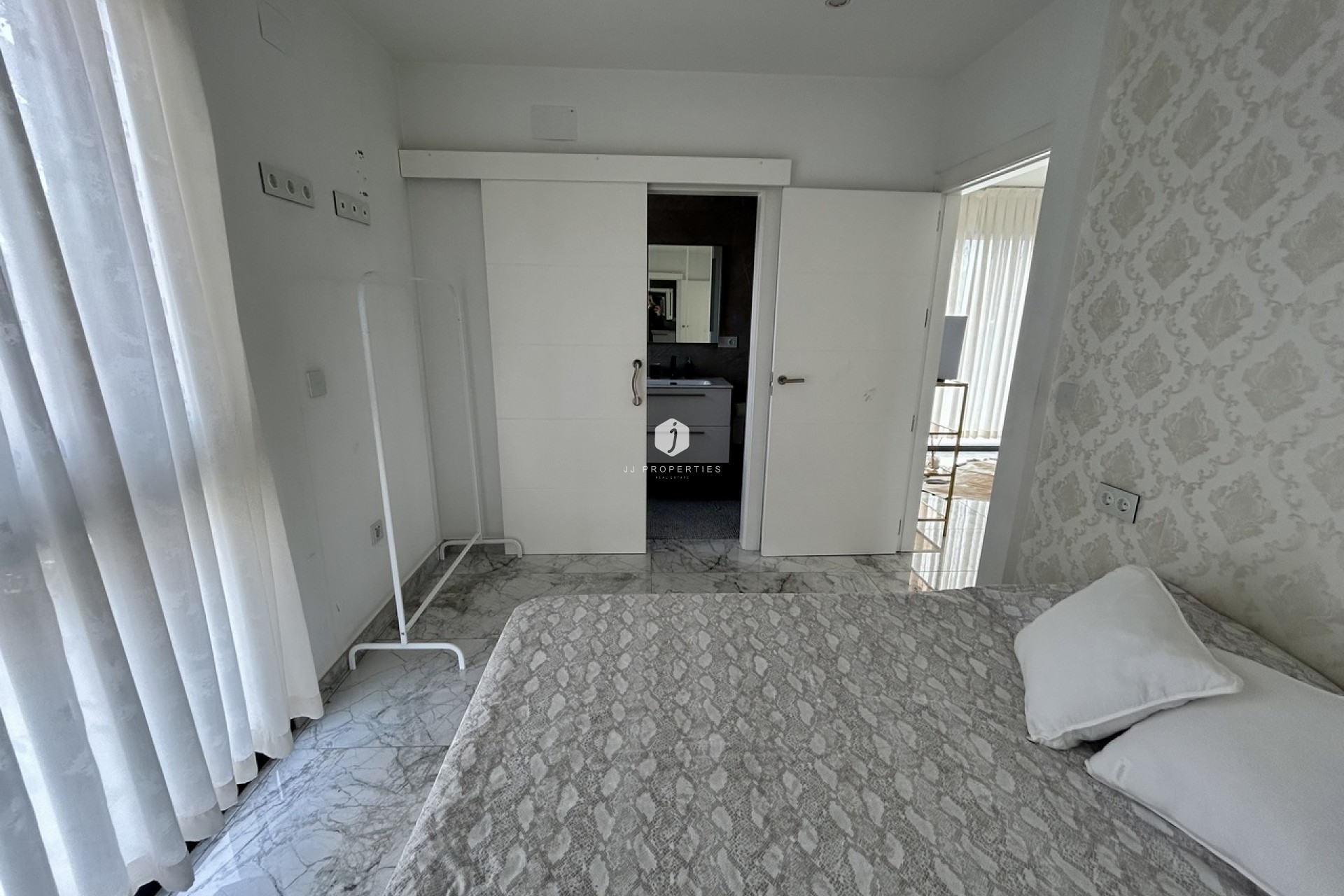 Aus zweiter Hand - Villa -
Los Balcones - Costa Blanca