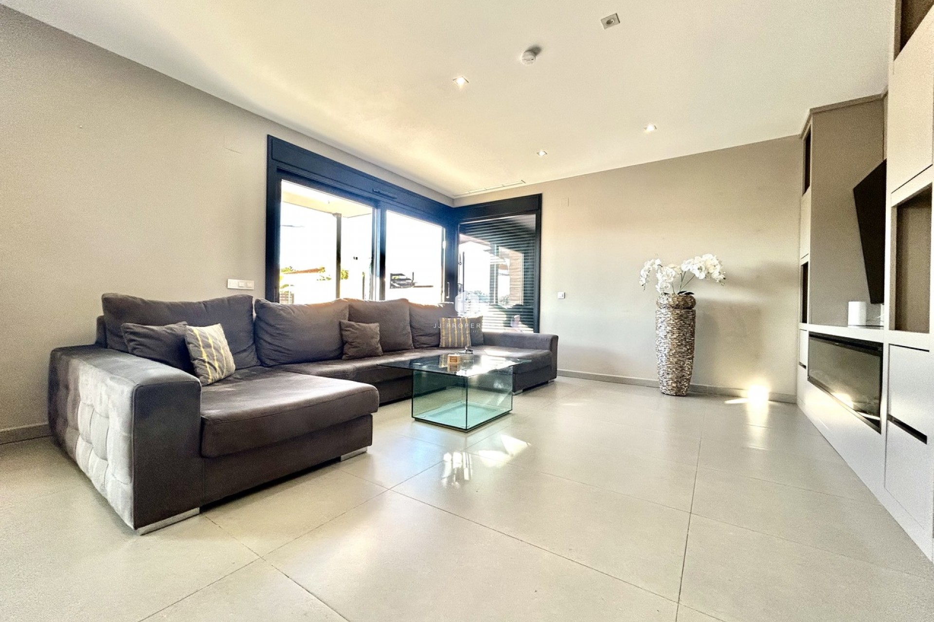 Aus zweiter Hand - Villa -
Los Balcones - Costa Blanca