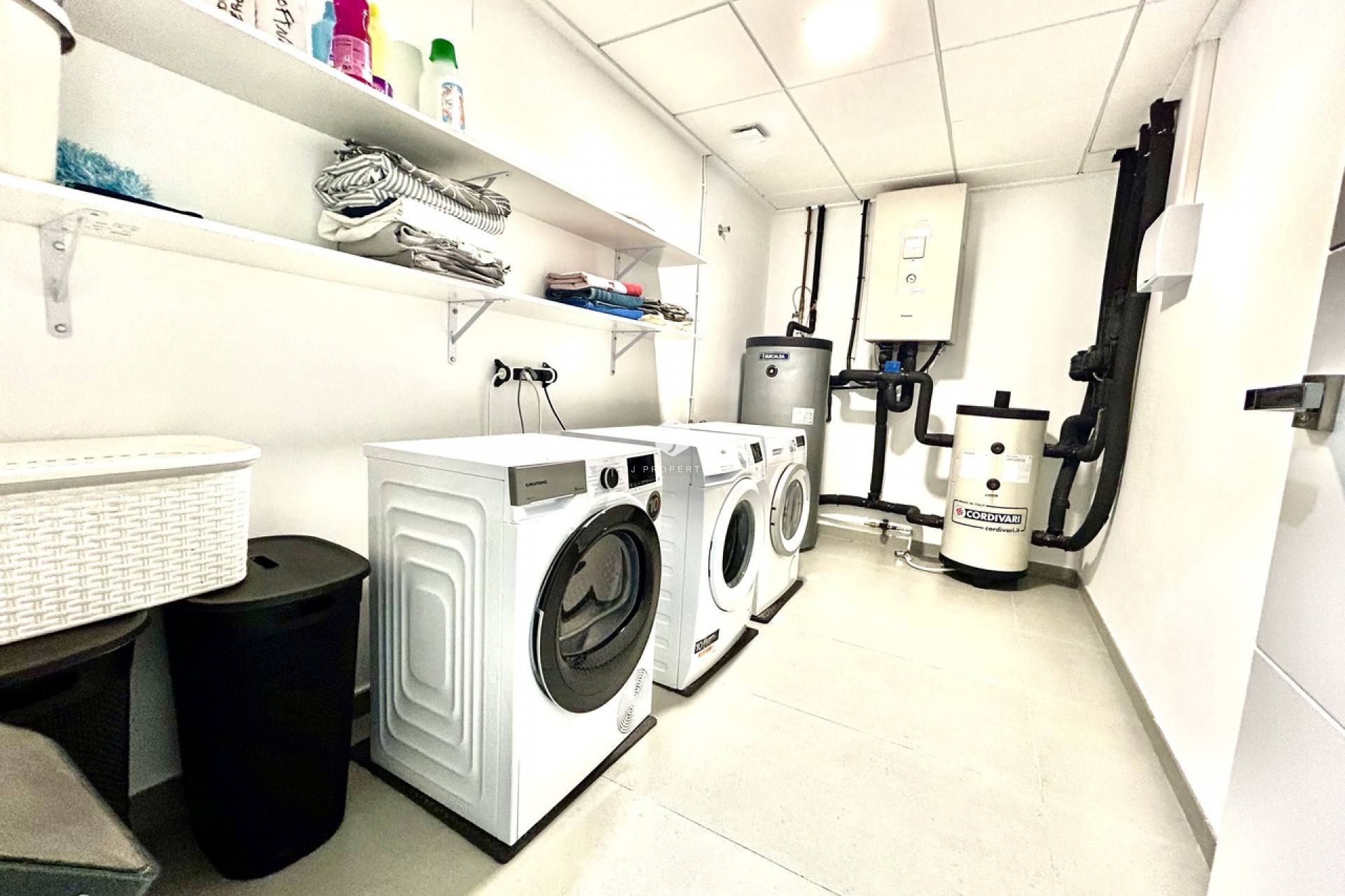 Aus zweiter Hand - Villa -
Los Balcones - Costa Blanca