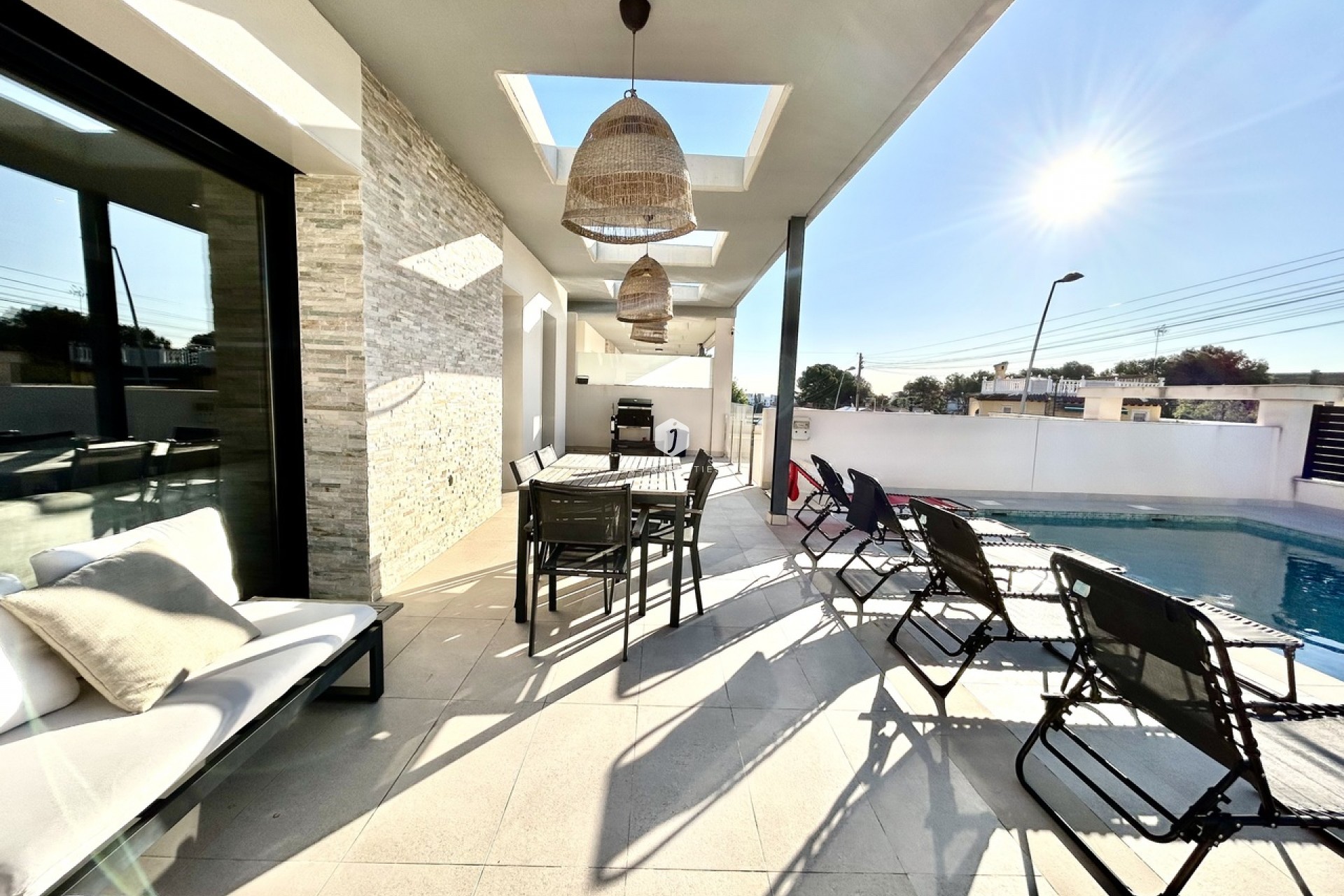 Aus zweiter Hand - Villa -
Los Balcones - Costa Blanca