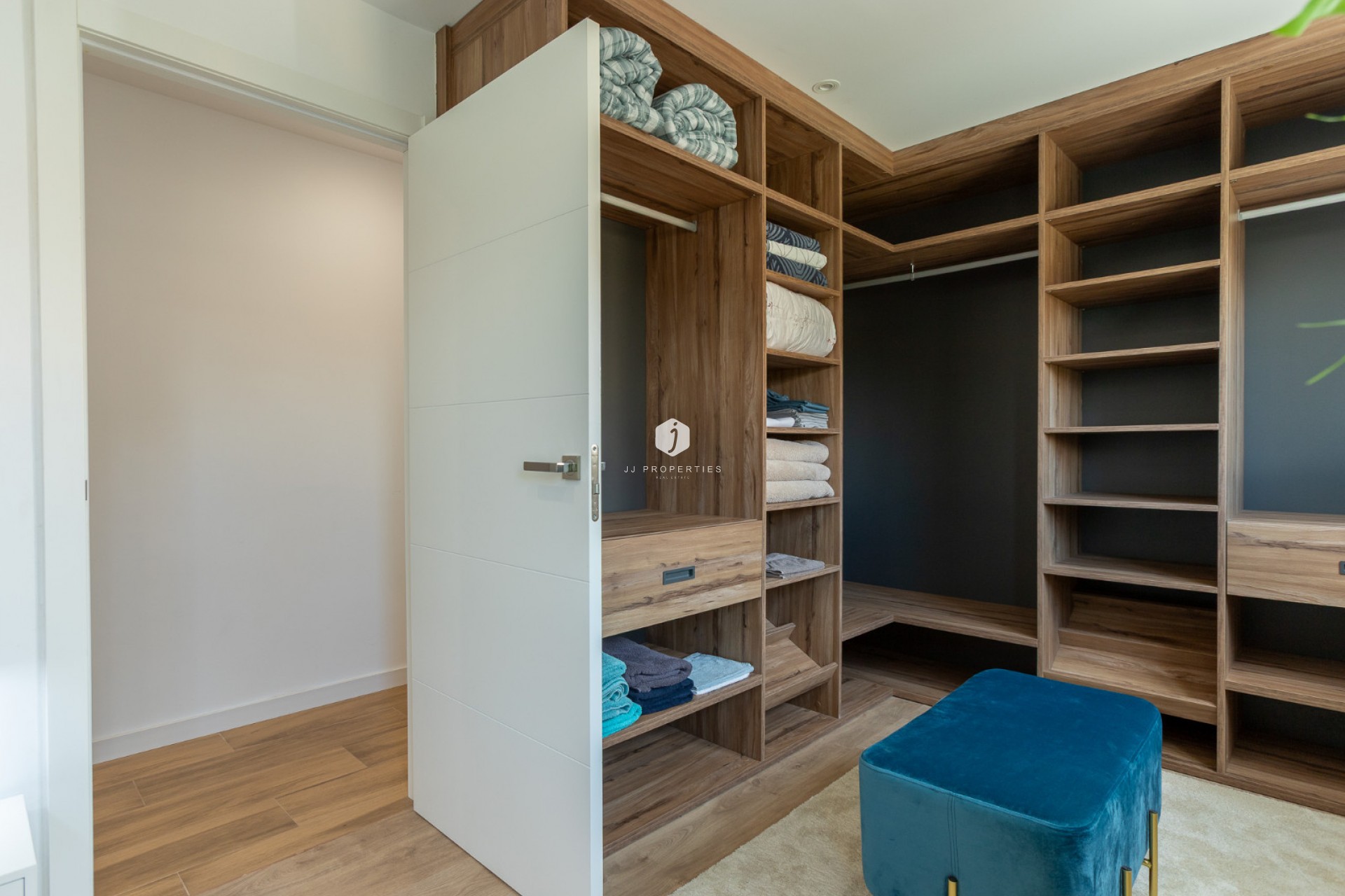 Aus zweiter Hand - Villa -
Los Balcones - Costa Blanca